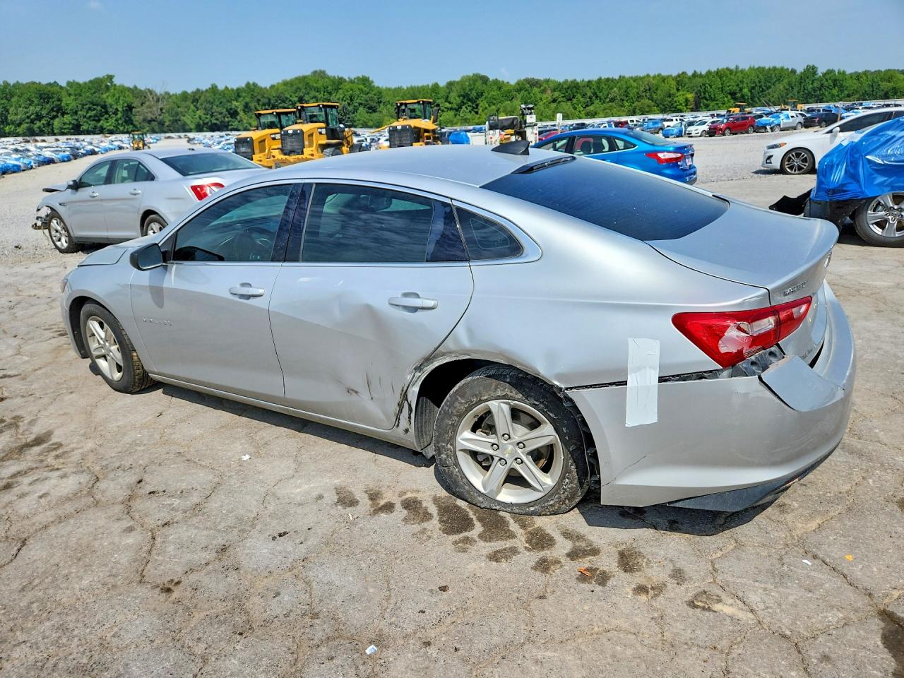 2021 Chevrolet Malibu Ls Серебряный vin: 1G1ZB5ST0MF088615