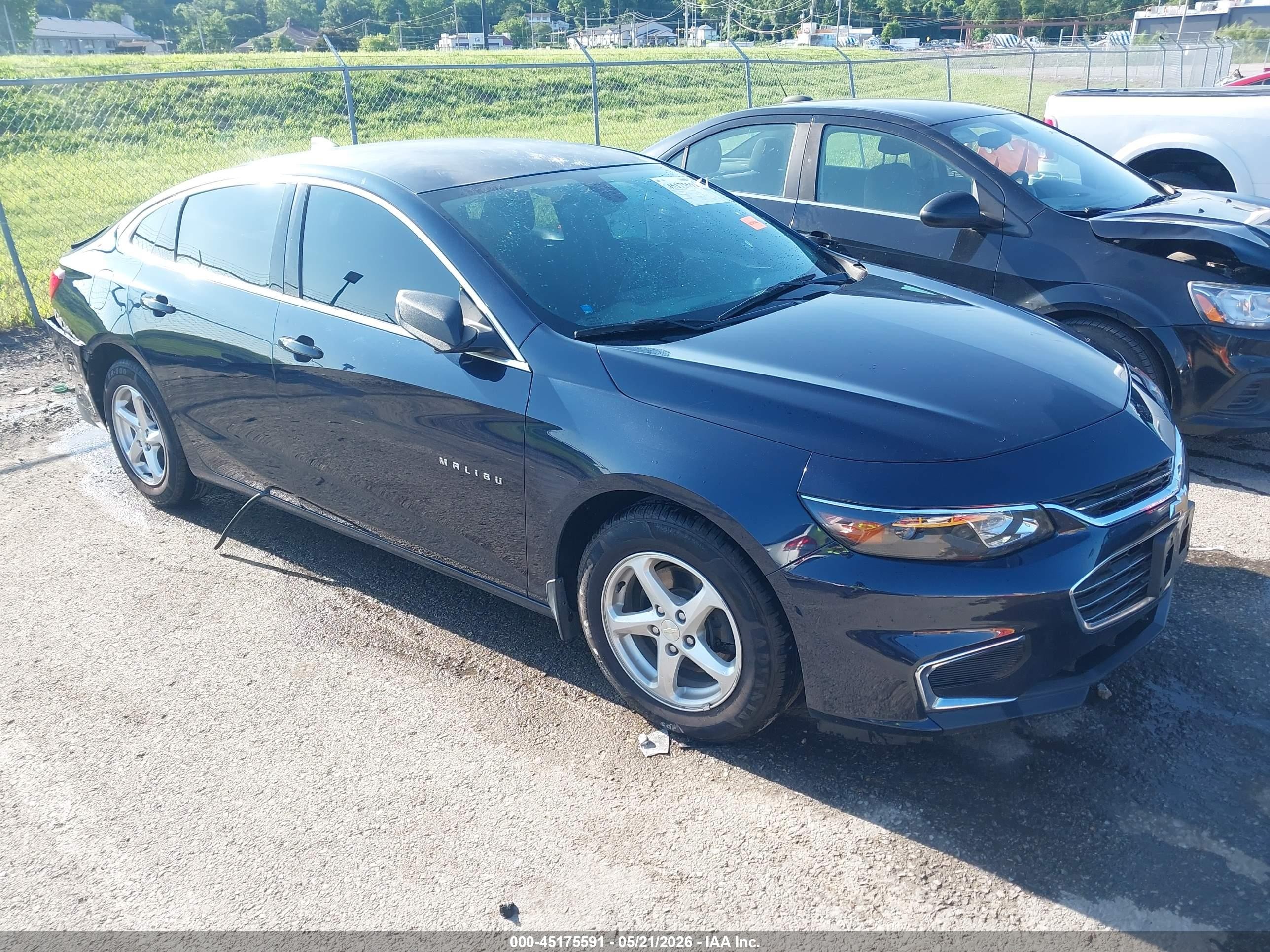 1G1ZB5ST1JF108625
