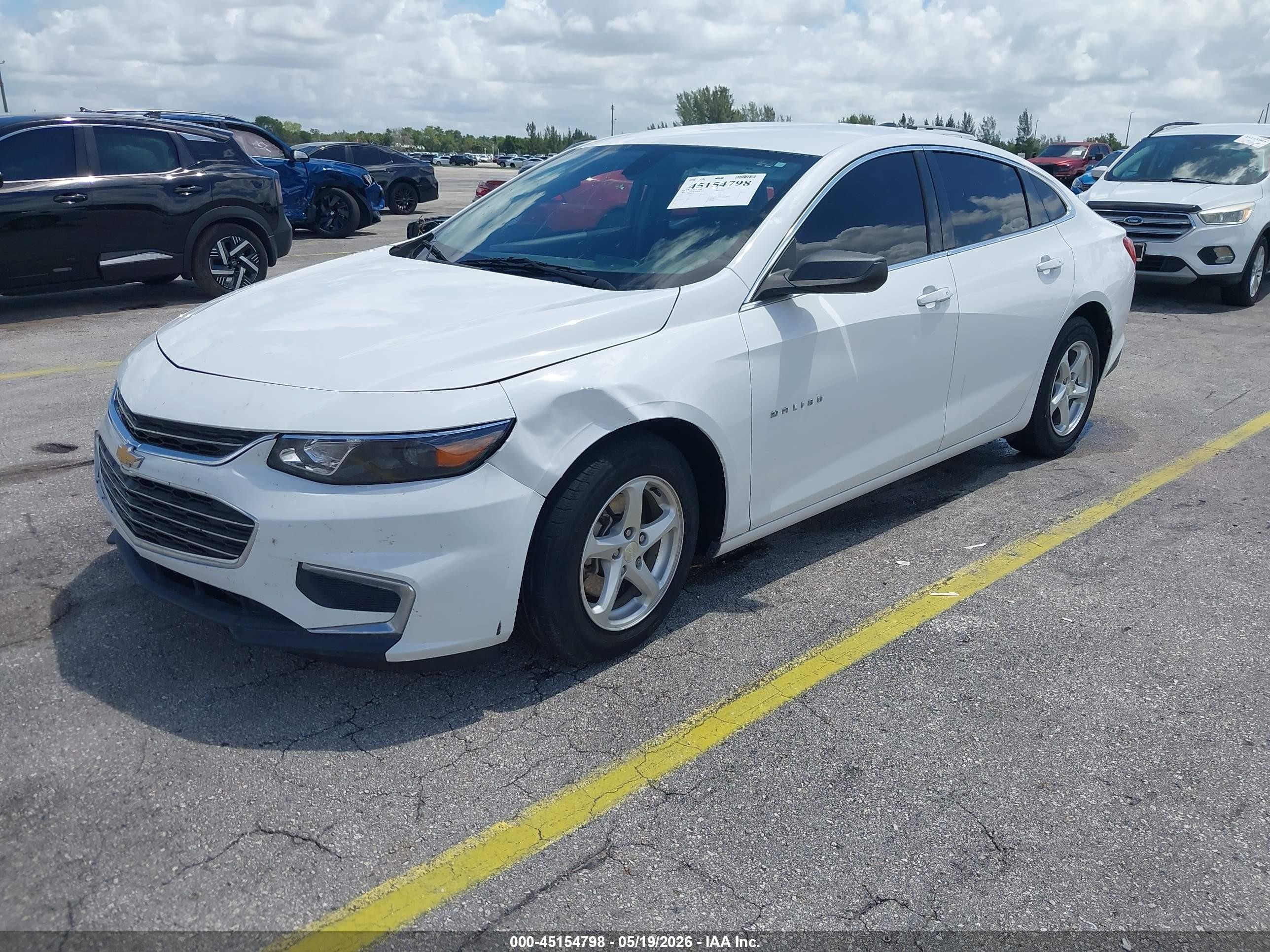 2018 Chevrolet Malibu 1ls White vin: 1G1ZB5ST1JF288303