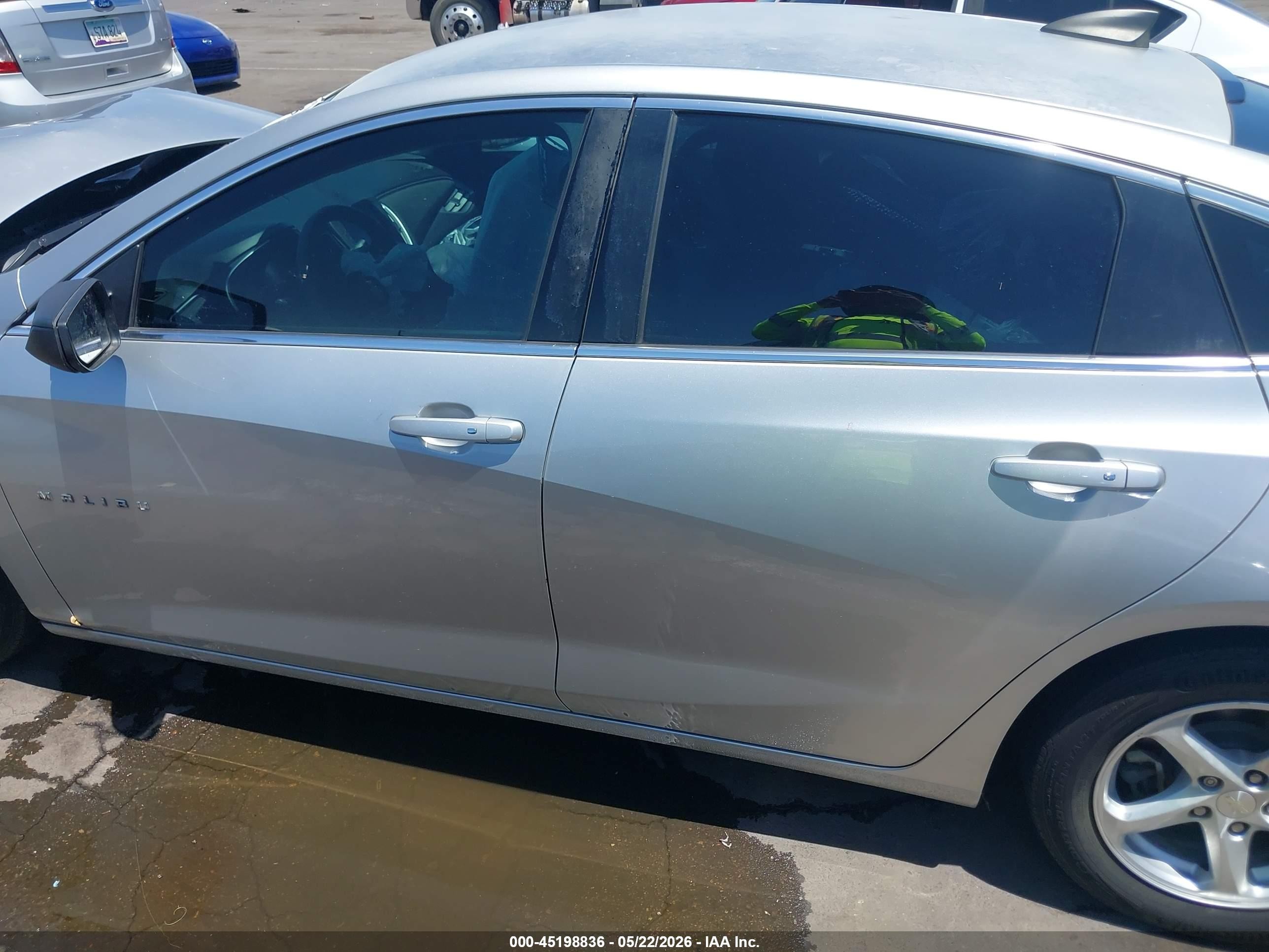 2017 Chevrolet Malibu Ls Silver vin: 1G1ZB5ST2HF191783