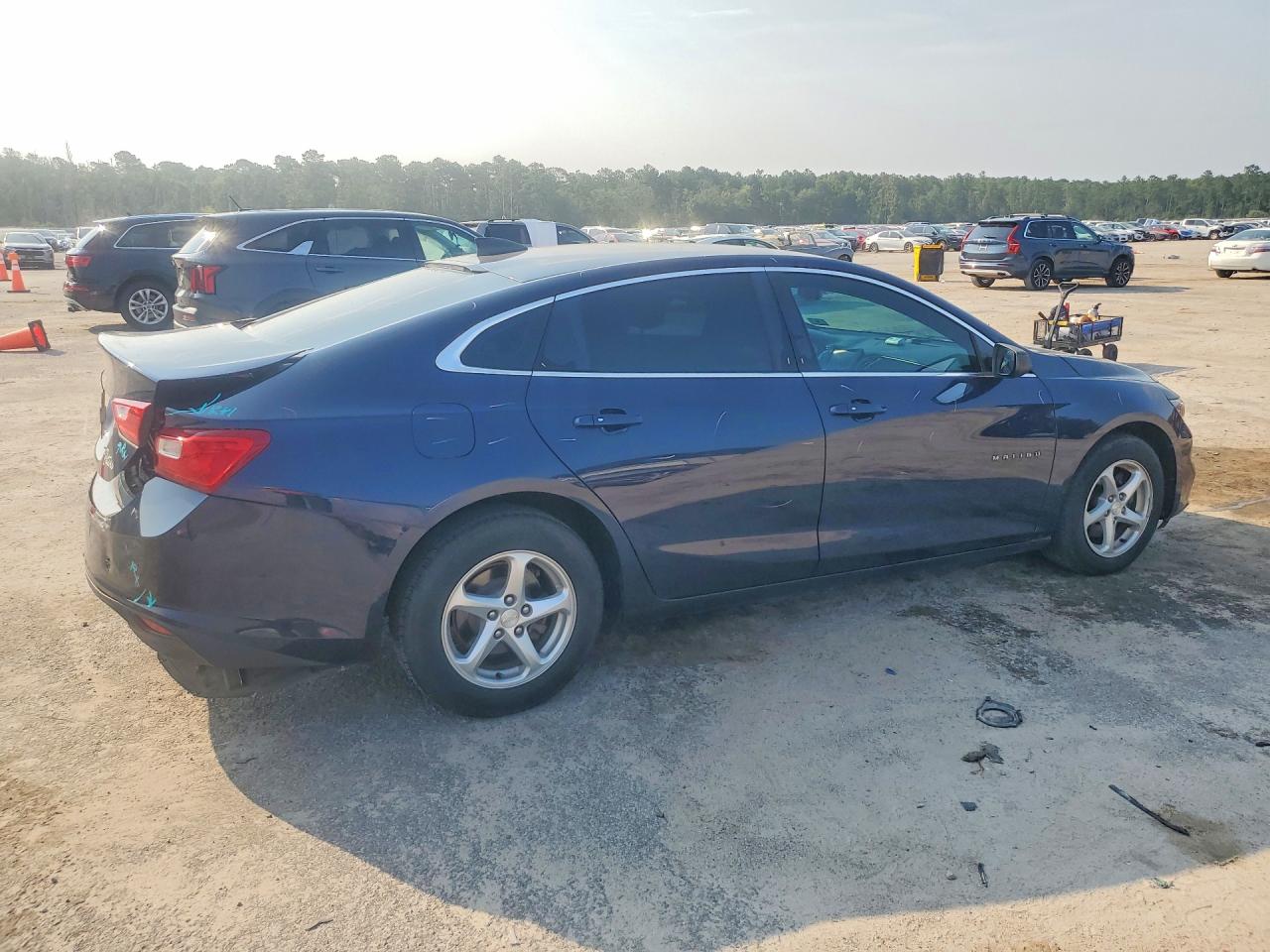 2018 Chevrolet Malibu Ls Синий vin: 1G1ZB5ST2JF188663