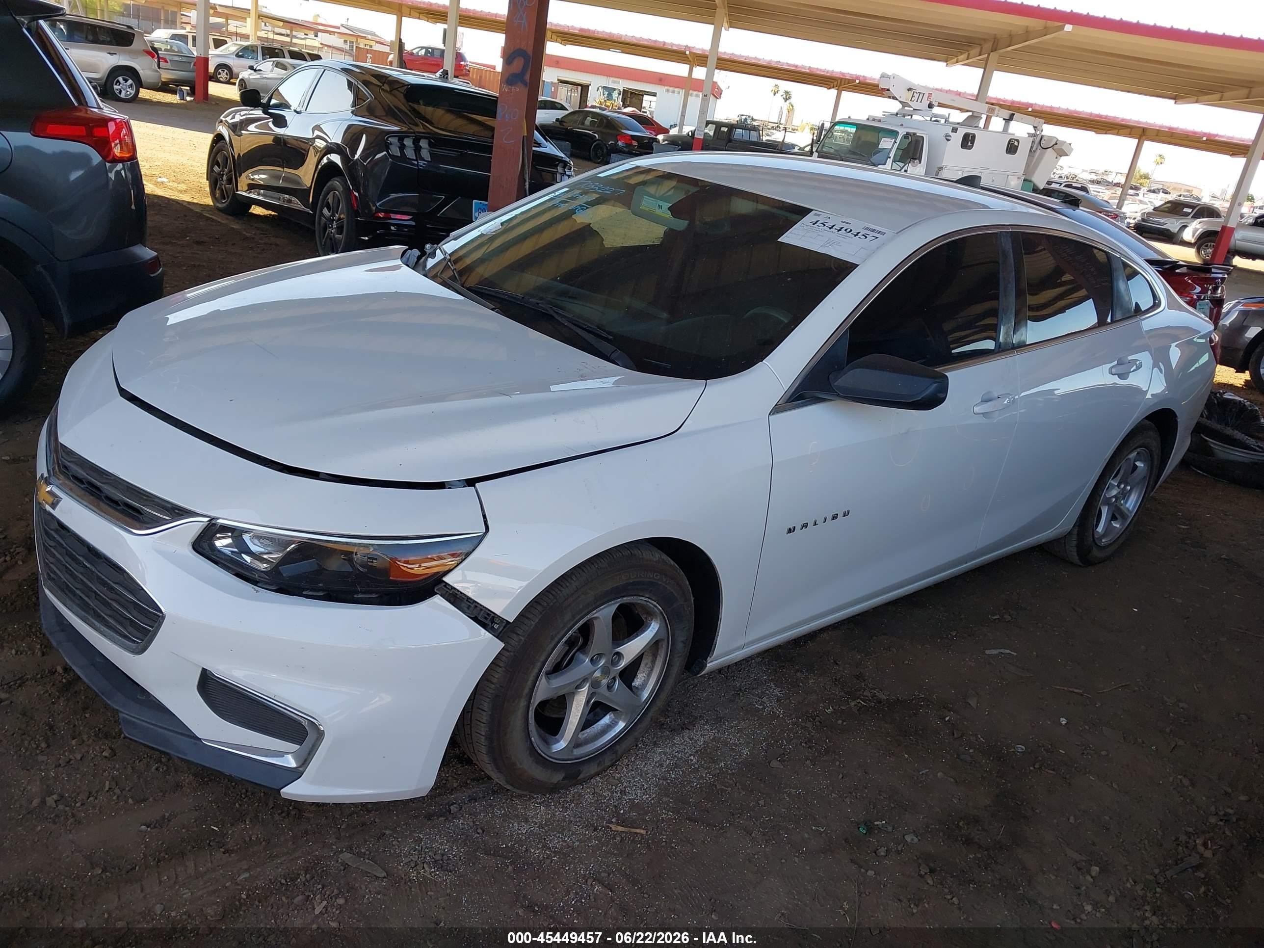 2018 Chevrolet Malibu 1ls White vin: 1G1ZB5ST2JF259327