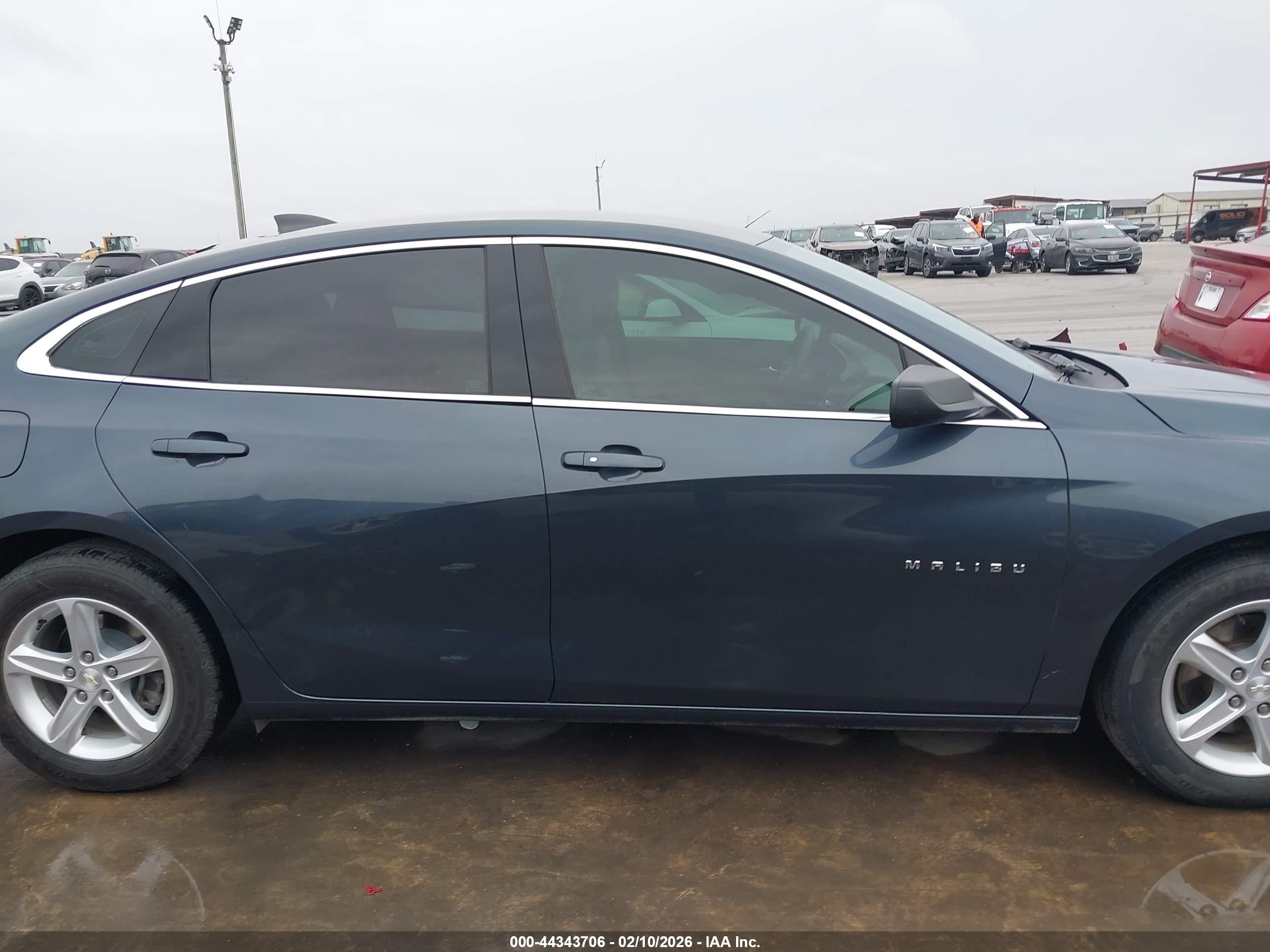 2020 Chevrolet Malibu Fwd Ls Gray vin: 1G1ZB5ST2LF080899