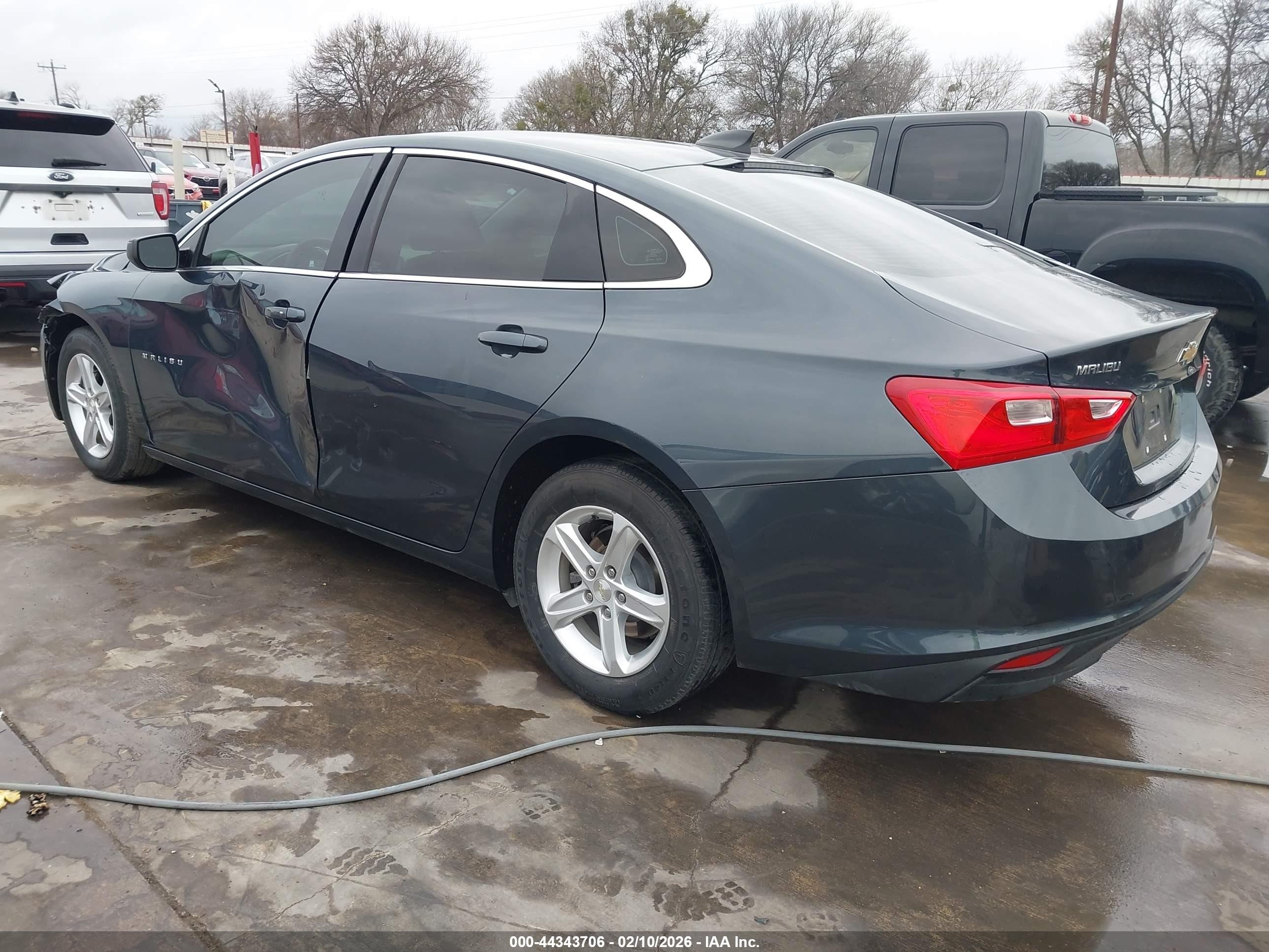 2020 Chevrolet Malibu Fwd Ls Gray vin: 1G1ZB5ST2LF080899