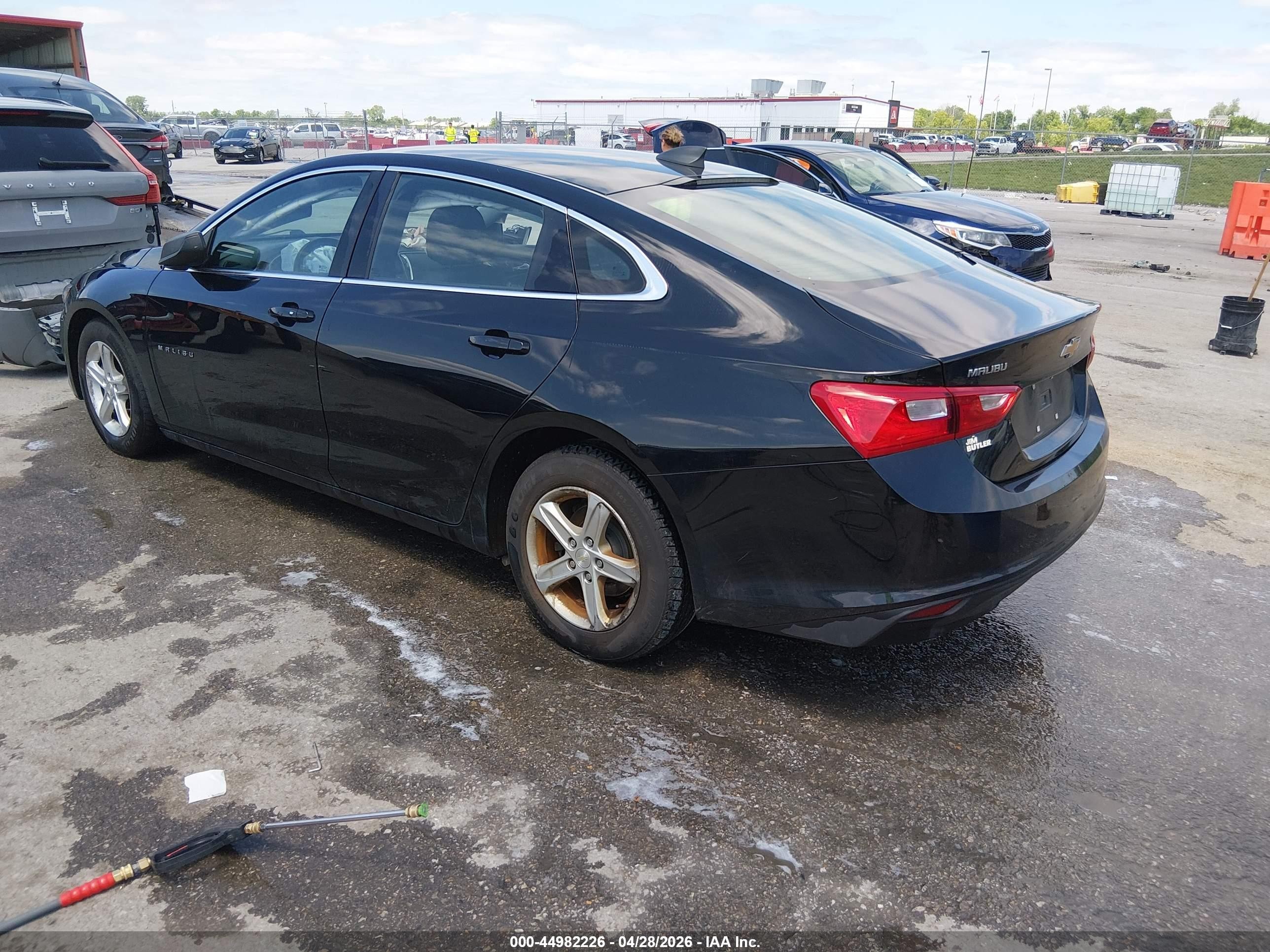 2020 Chevrolet Malibu Fwd Ls Черный vin: 1G1ZB5ST5LF005338