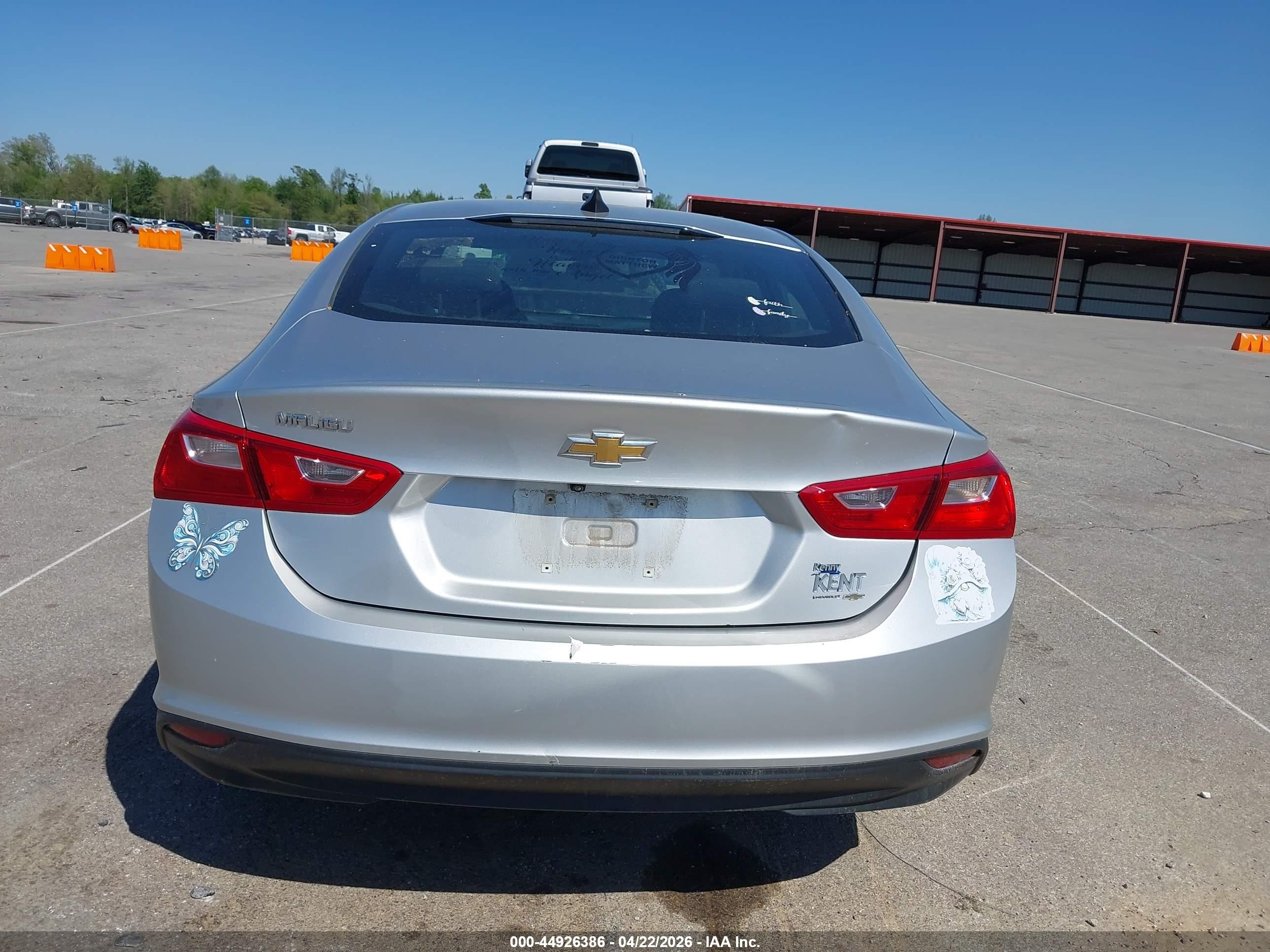 2021 Chevrolet Malibu Fwd Ls Серебряный vin: 1G1ZB5ST5MF023663