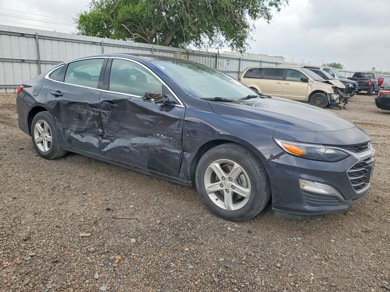 2022 Chevrolet Malibu Ls Black vin: 1G1ZB5ST5NF211830