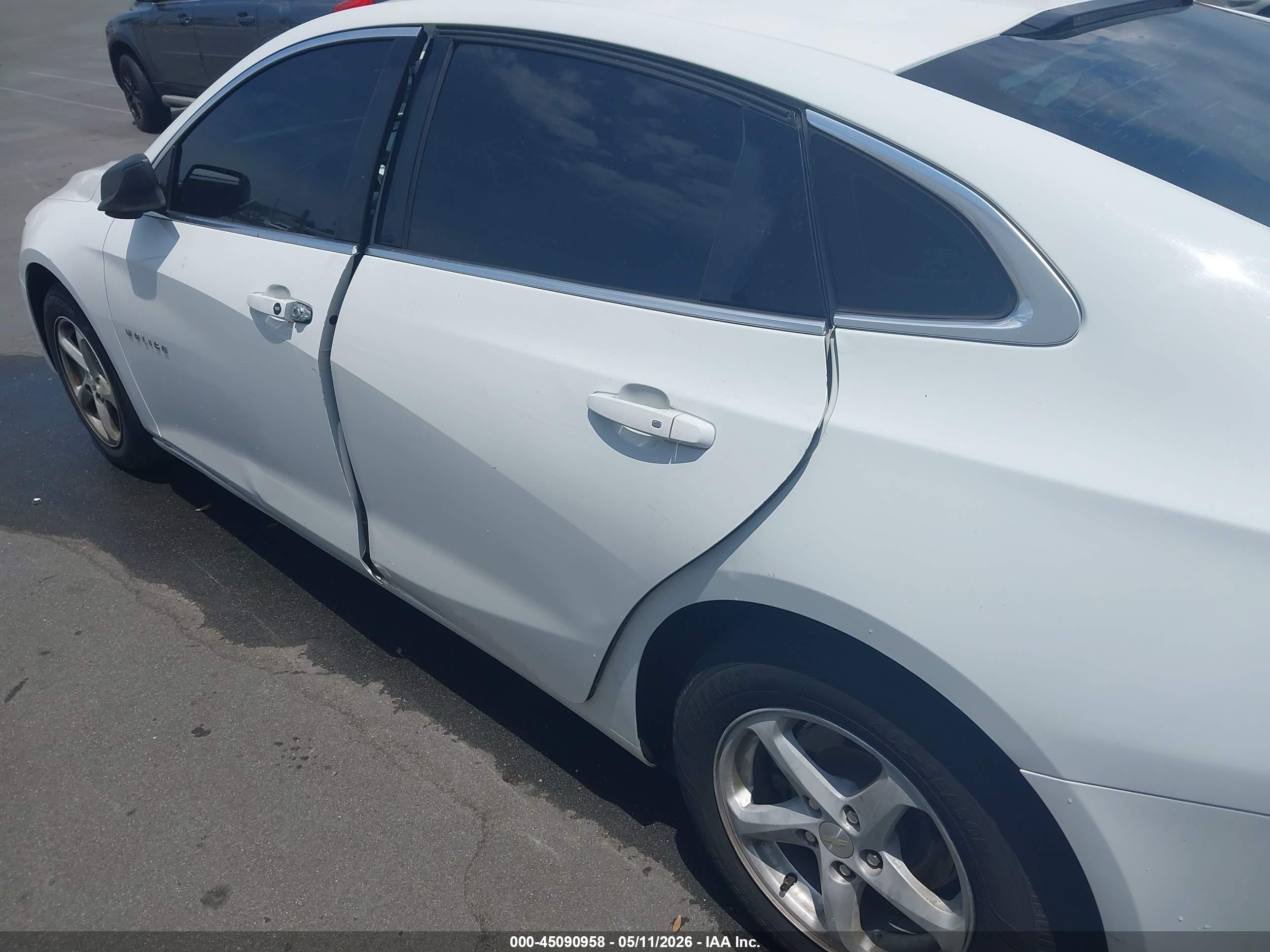 2017 Chevrolet Malibu Ls White vin: 1G1ZB5ST6HF273189