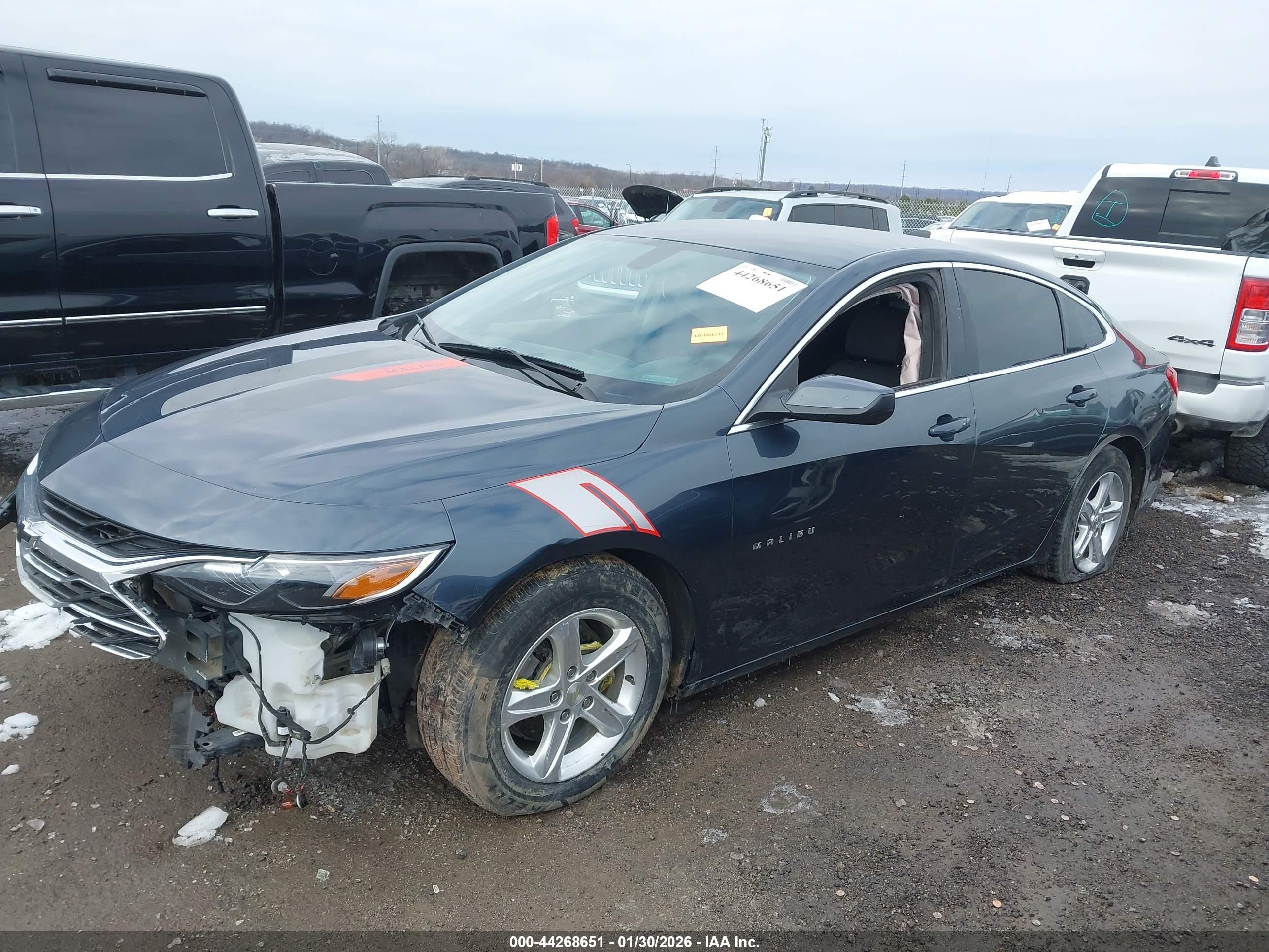 2020 Chevrolet Malibu Fwd Ls Синий vin: 1G1ZB5ST7LF152356