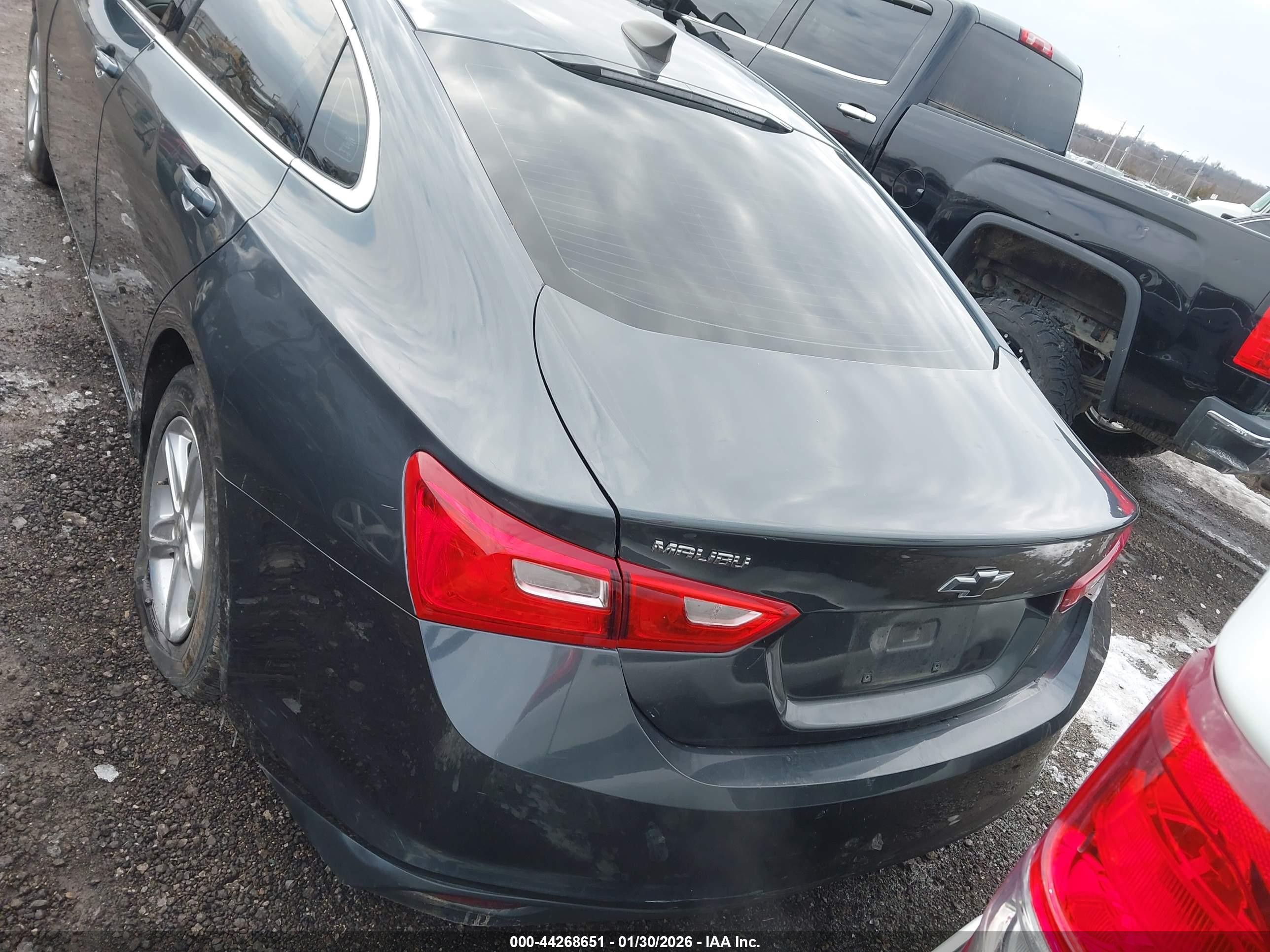 2020 Chevrolet Malibu Fwd Ls Синий vin: 1G1ZB5ST7LF152356