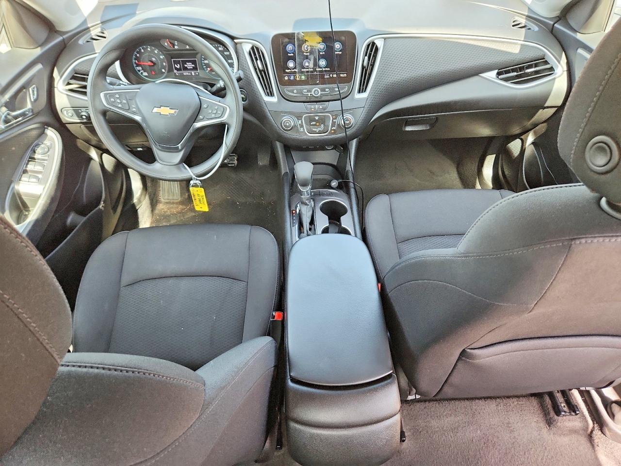 2025 Chevrolet Malibu Ls White vin: 1G1ZB5ST7SF114933