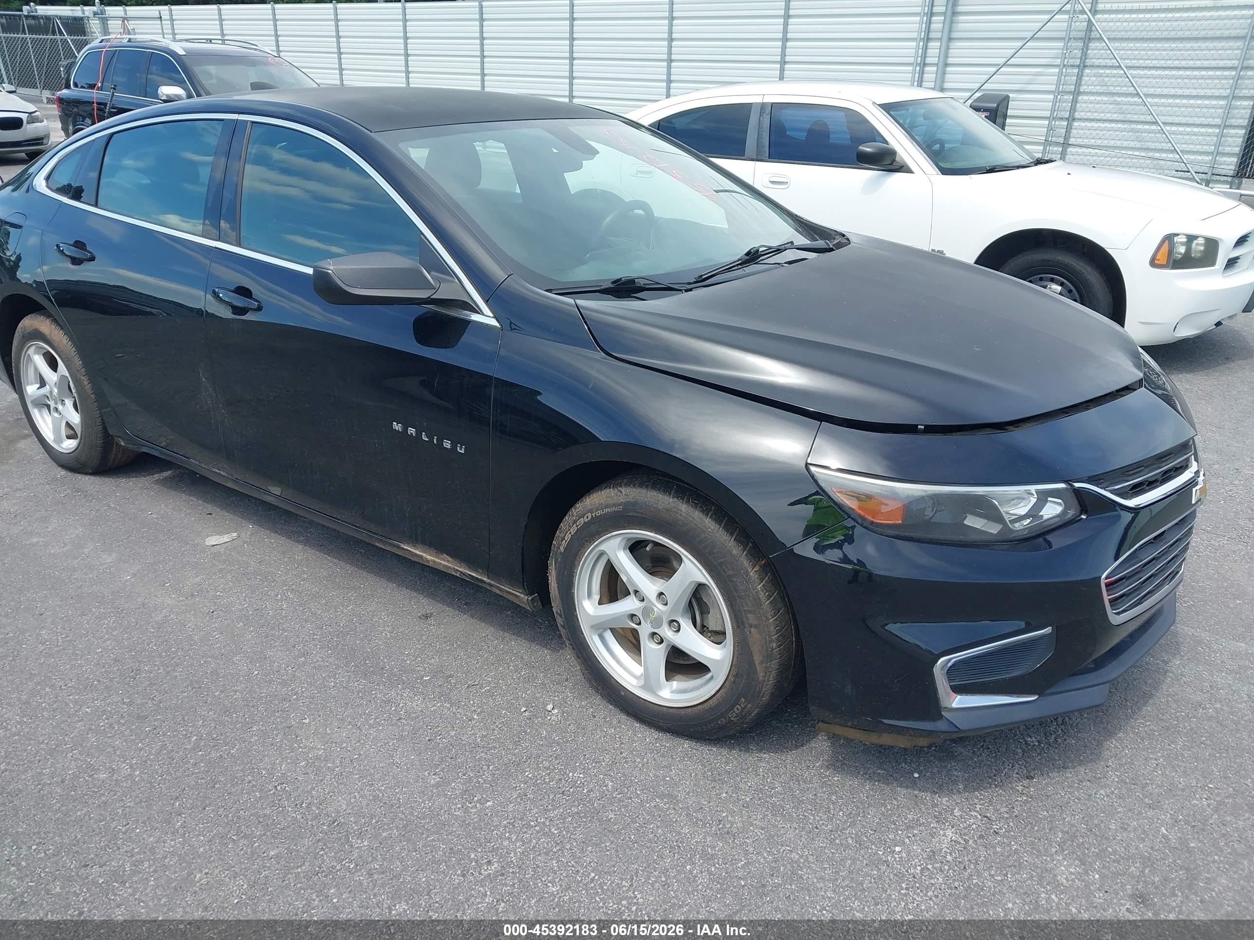 1G1ZB5ST8GF260944