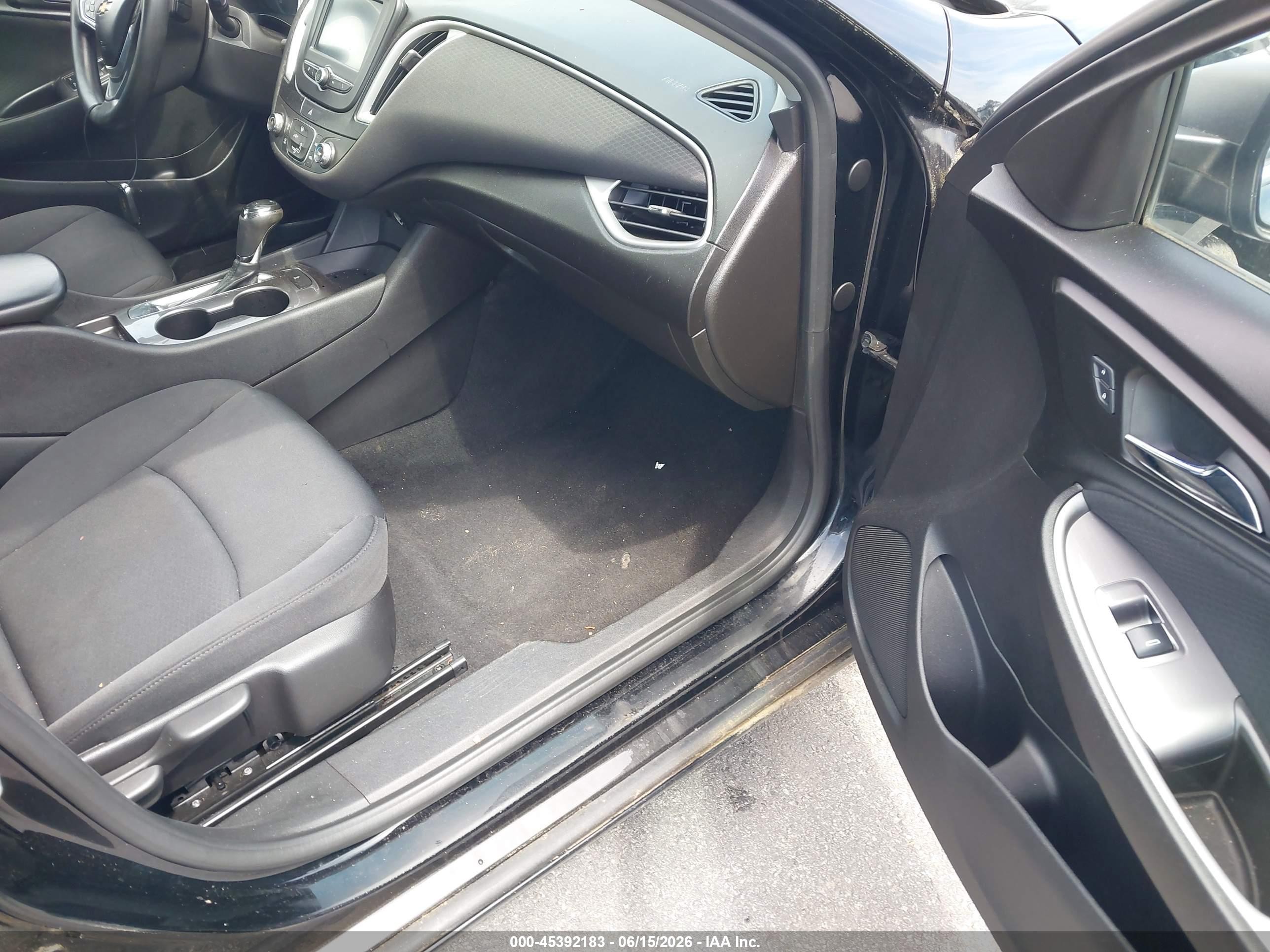 2016 Chevrolet Malibu Ls Черный vin: 1G1ZB5ST8GF260944