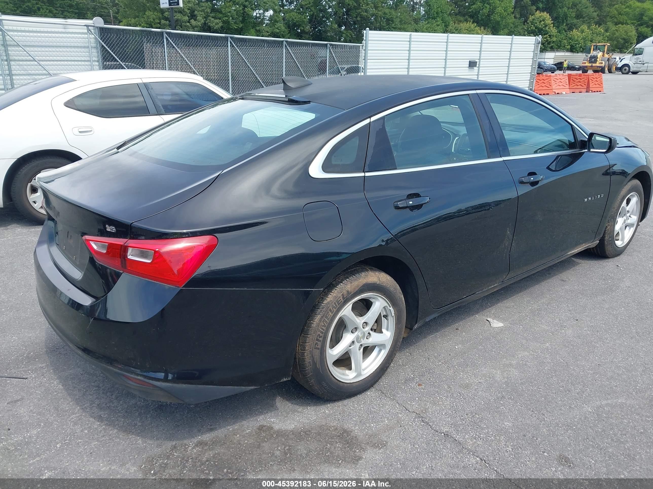 2016 Chevrolet Malibu Ls Черный vin: 1G1ZB5ST8GF260944