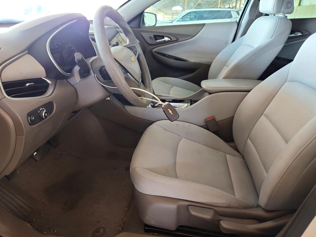 2020 Chevrolet Malibu Ls Белый vin: 1G1ZB5ST8LF158277
