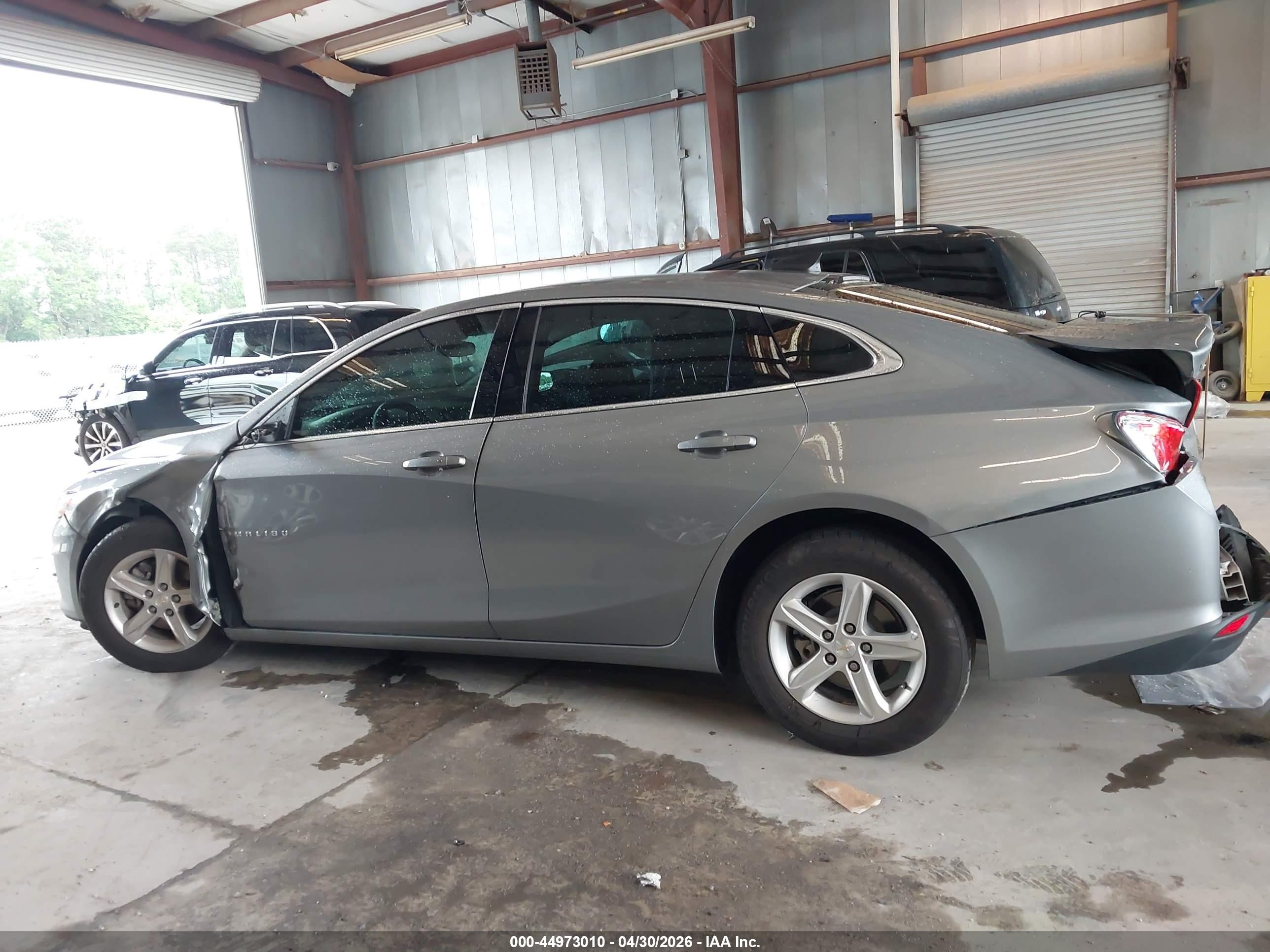 2024 Chevrolet Malibu Fwd Ls Gray vin: 1G1ZB5ST9RF156238