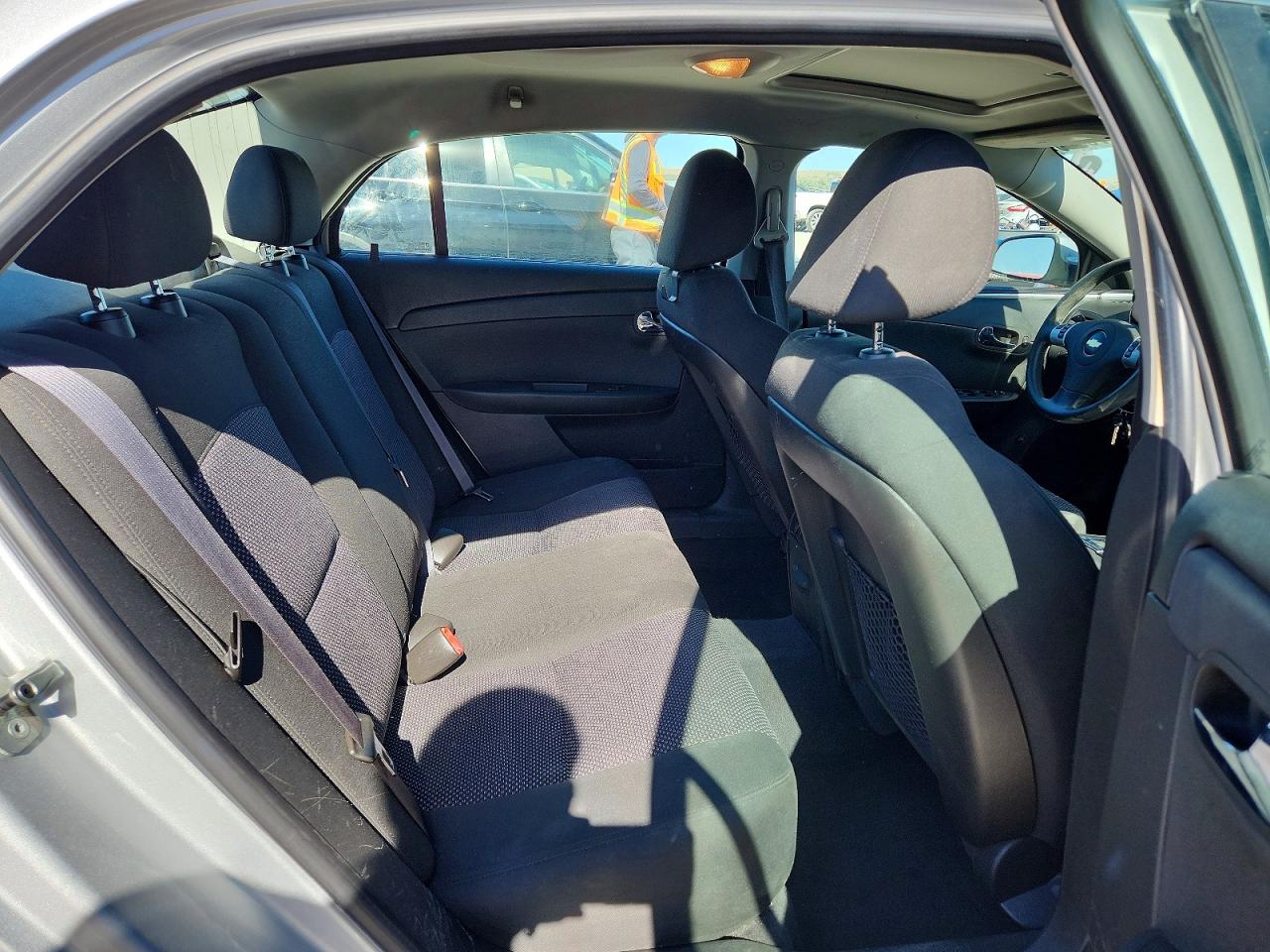 2010 Chevrolet Malibu 1lt Silver vin: 1G1ZC5E04AF216462
