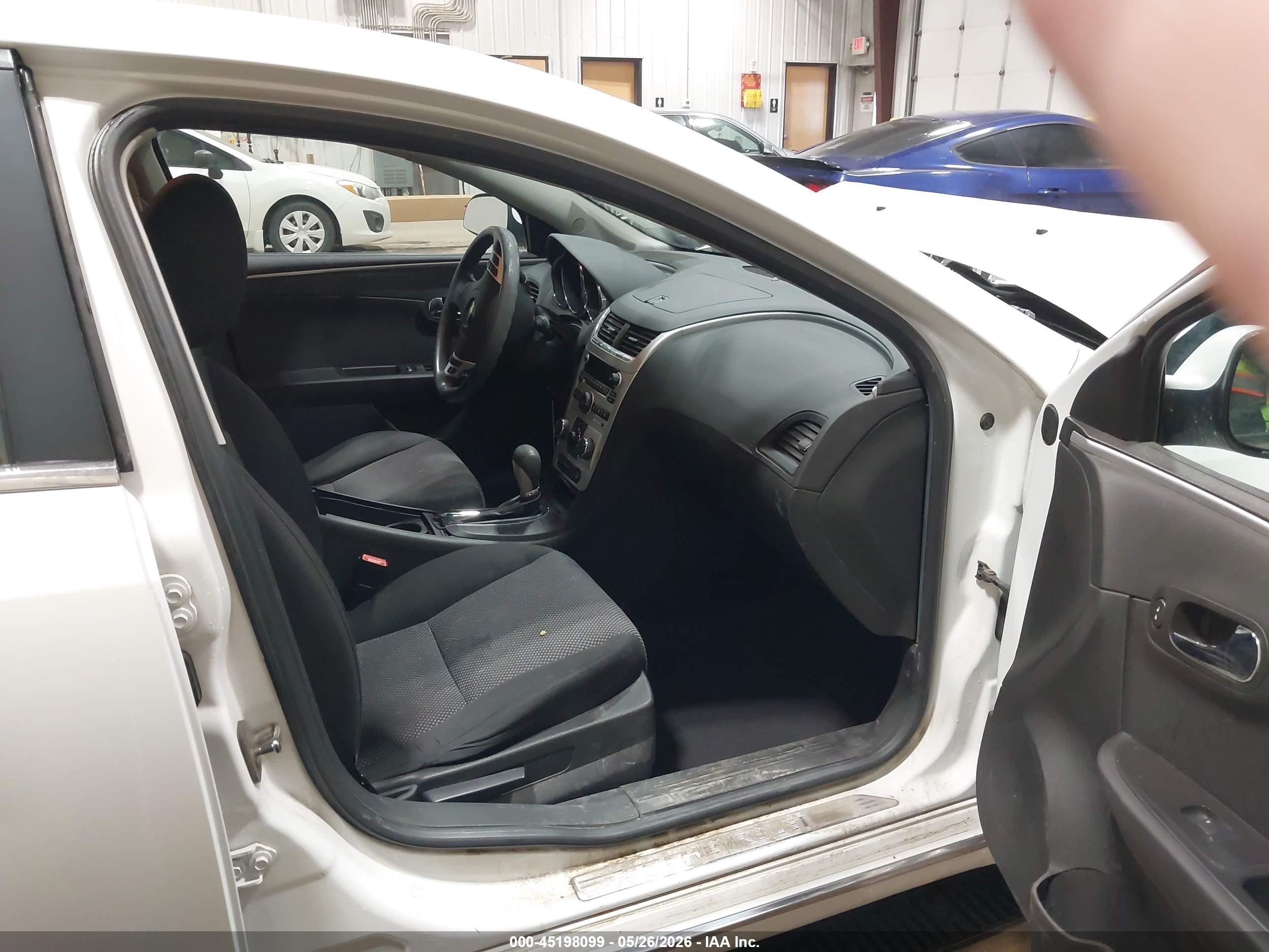 2010 Chevrolet Malibu Lt Белый vin: 1G1ZC5E04AF286429