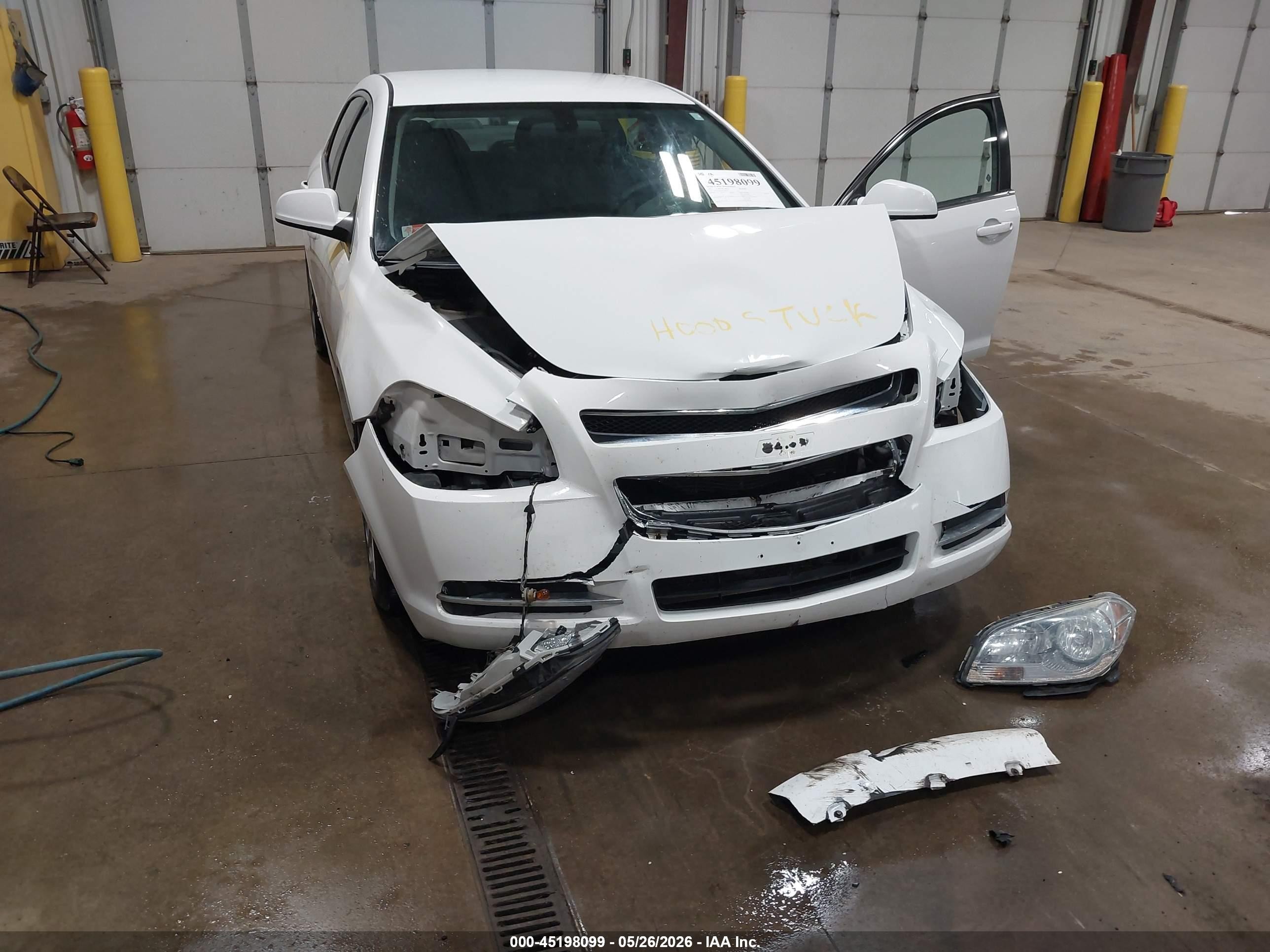 2010 Chevrolet Malibu Lt Белый vin: 1G1ZC5E04AF286429