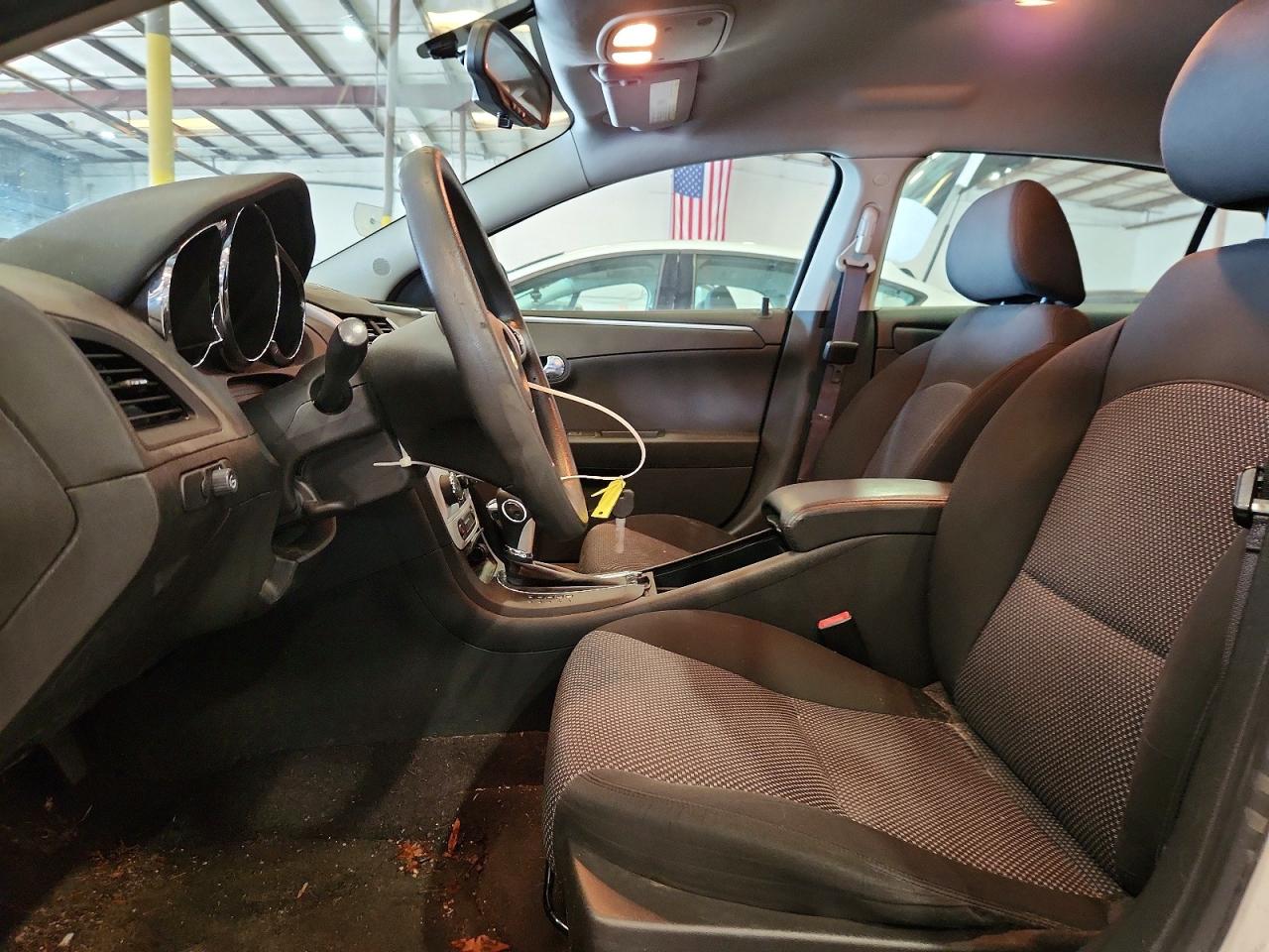 2012 Chevrolet Malibu 1lt White vin: 1G1ZC5E04CF152846