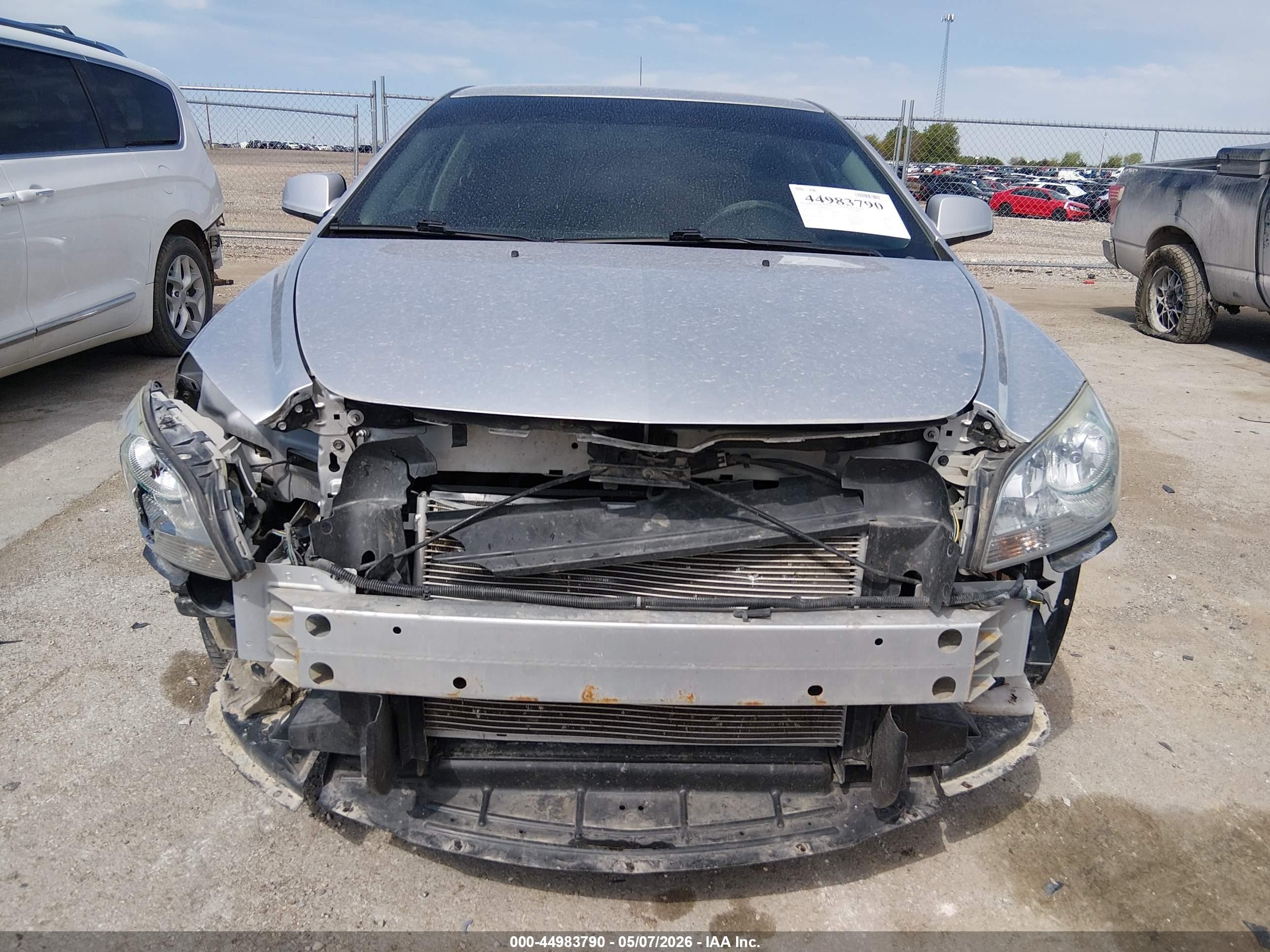 2012 Chevrolet Malibu 1lt Серебряный vin: 1G1ZC5E04CF210521