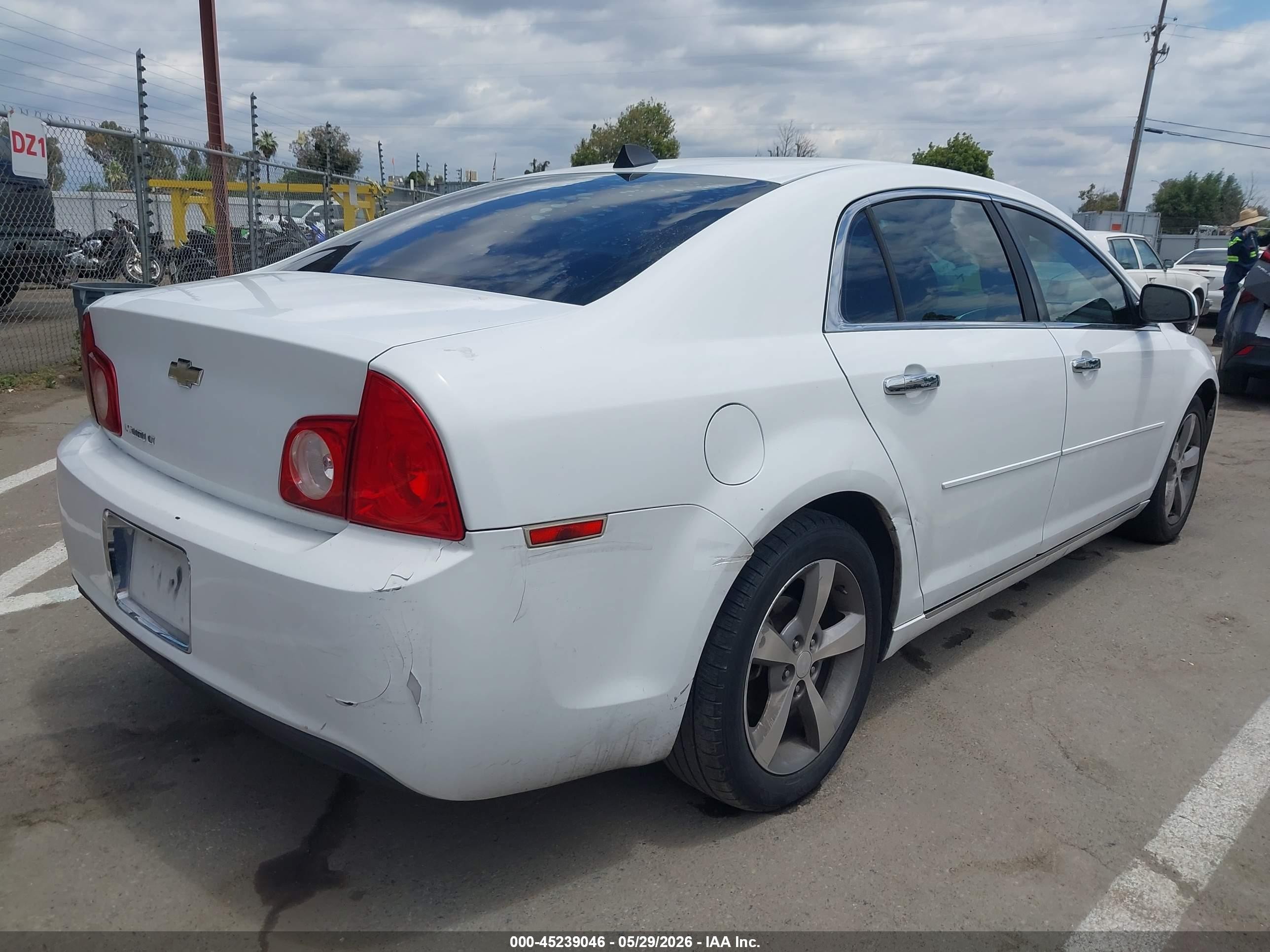 2012 Chevrolet Malibu 1lt Белый vin: 1G1ZC5E05CF250364