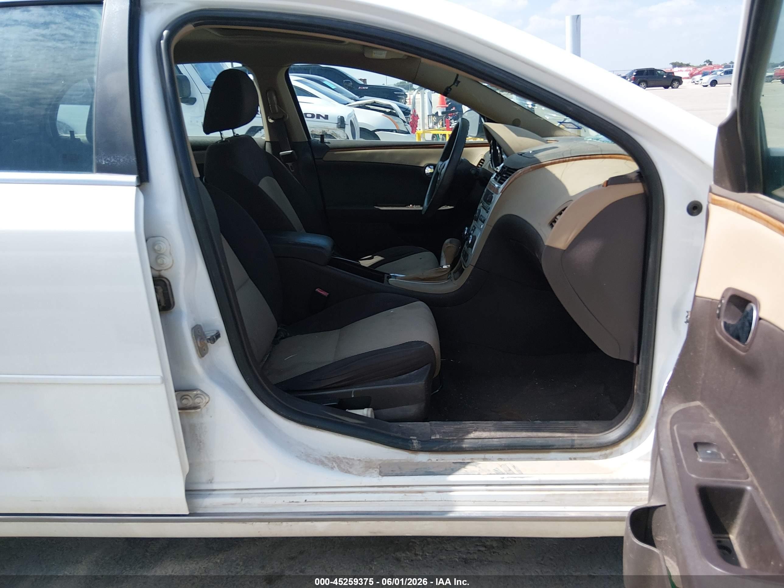 2012 Chevrolet Malibu 1lt Белый vin: 1G1ZC5E07CF329311