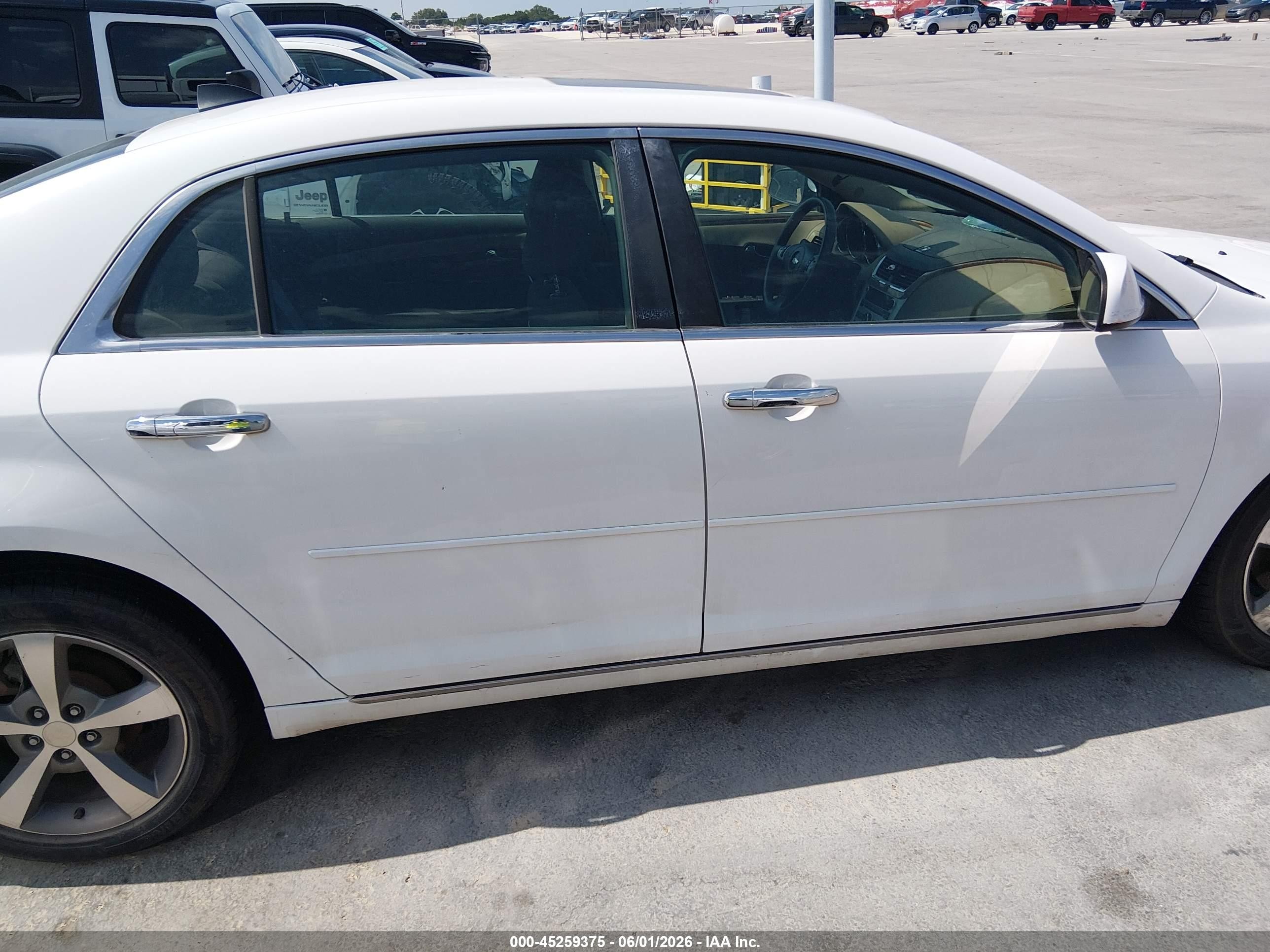 2012 Chevrolet Malibu 1lt Белый vin: 1G1ZC5E07CF329311