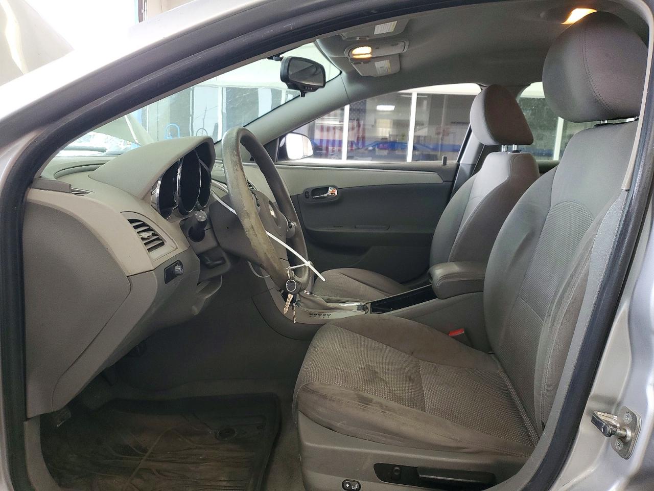 2012 Chevrolet Malibu 1lt Серебряный vin: 1G1ZC5E07CF392991