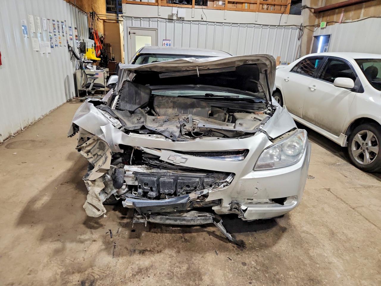 2010 Chevrolet Malibu 1lt Silver vin: 1G1ZC5E08AF229036