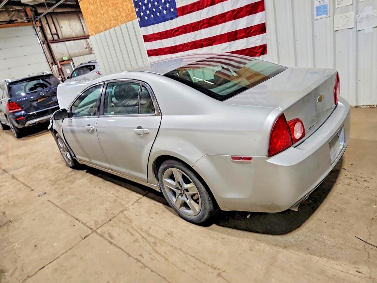 2010 Chevrolet Malibu 1lt Silver vin: 1G1ZC5E08AF229036