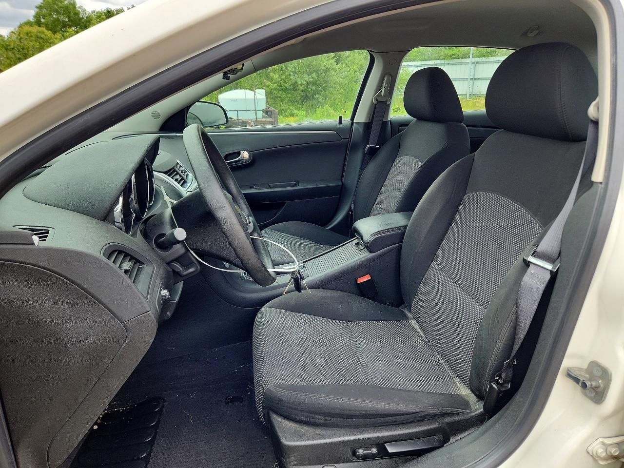 2012 Chevrolet Malibu 1lt White vin: 1G1ZC5E0XCF231759