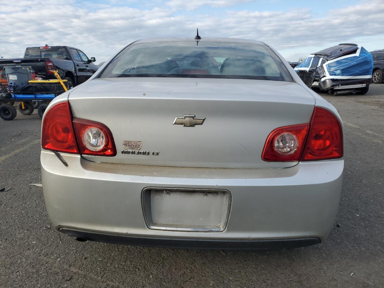 2011 Chevrolet Malibu 1lt Silver vin: 1G1ZC5E10BF316438