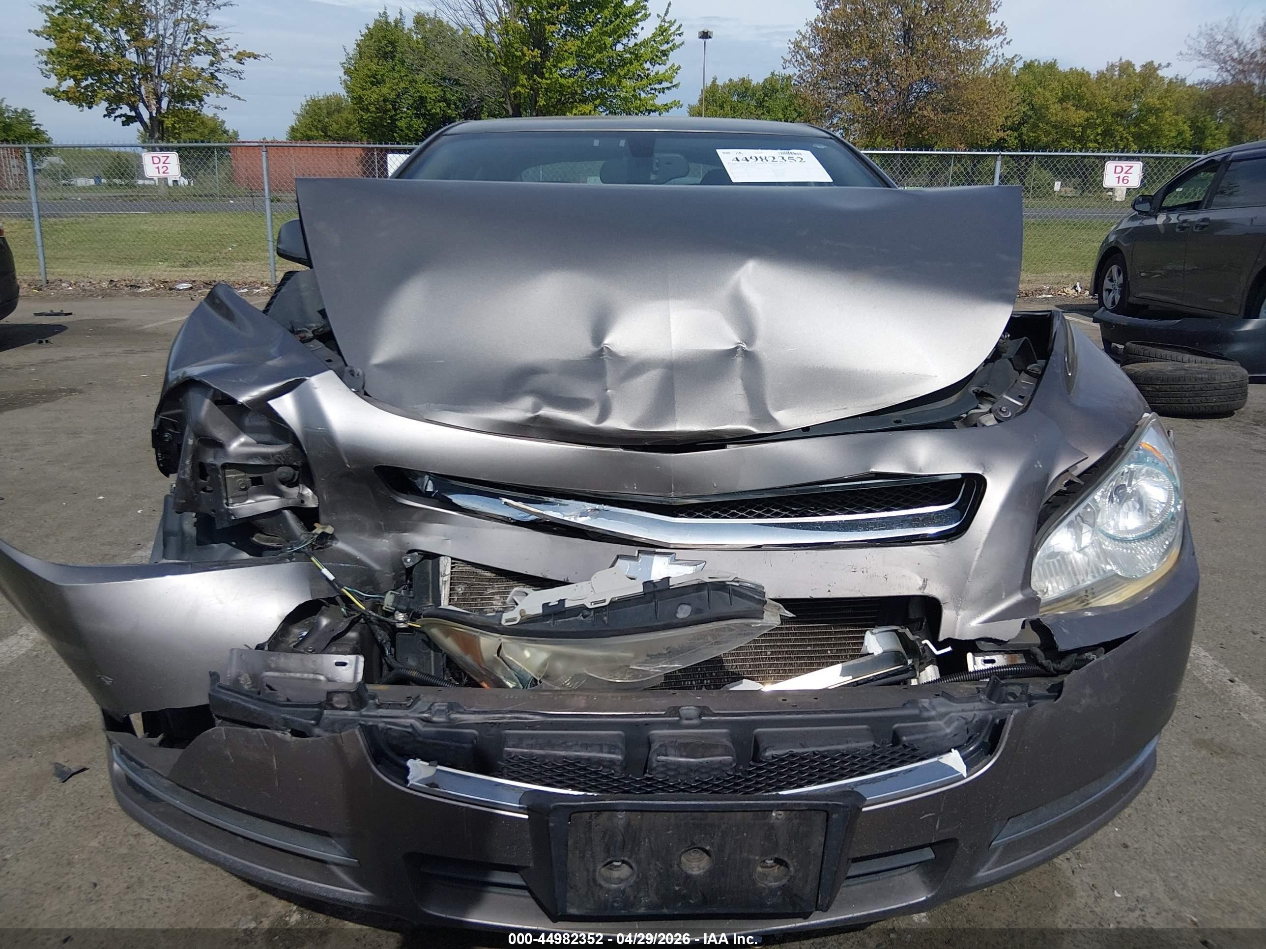 2011 Chevrolet Malibu 1lt Серебряный vin: 1G1ZC5E11BF214937