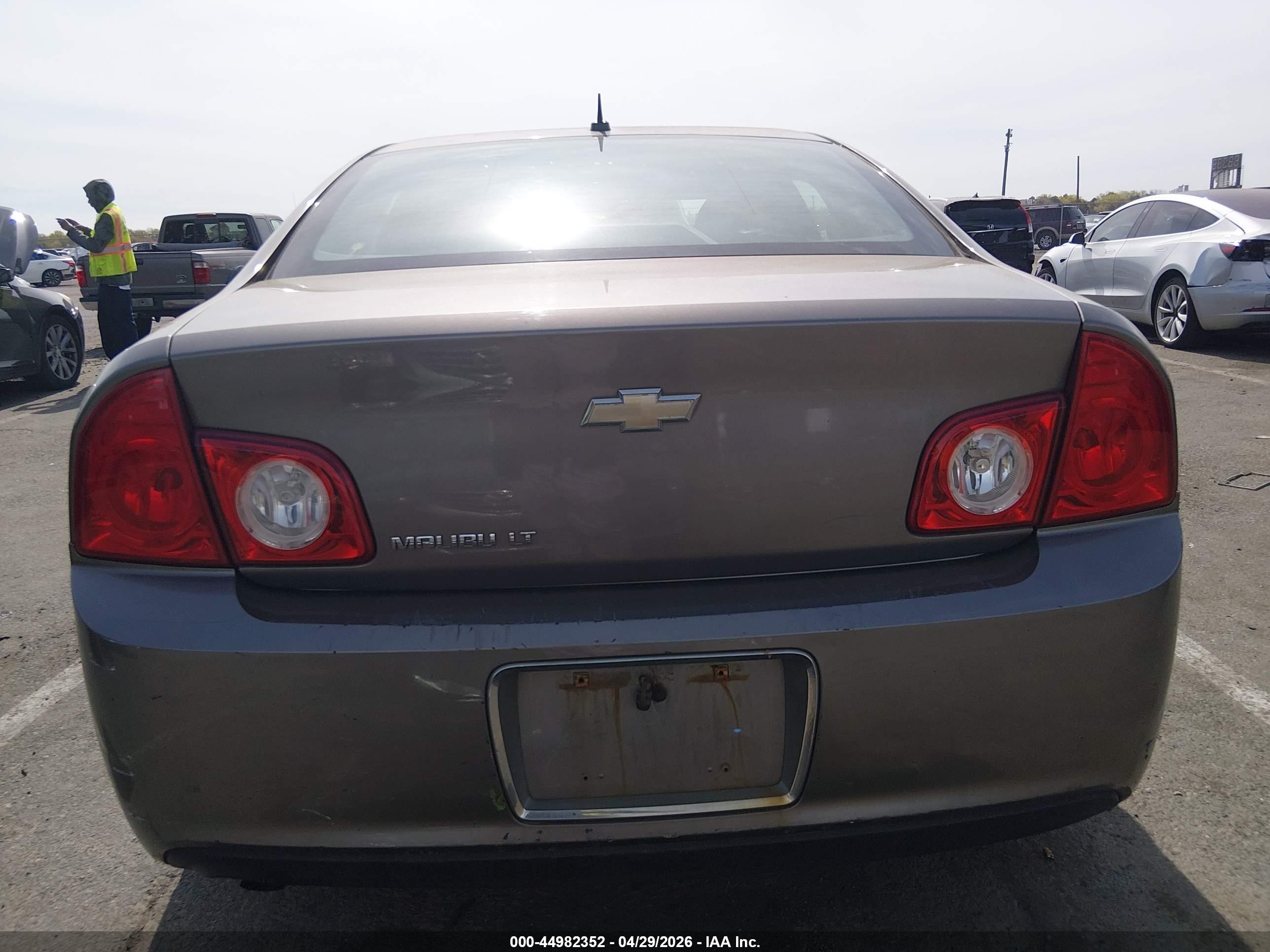 2011 Chevrolet Malibu 1lt Серебряный vin: 1G1ZC5E11BF214937