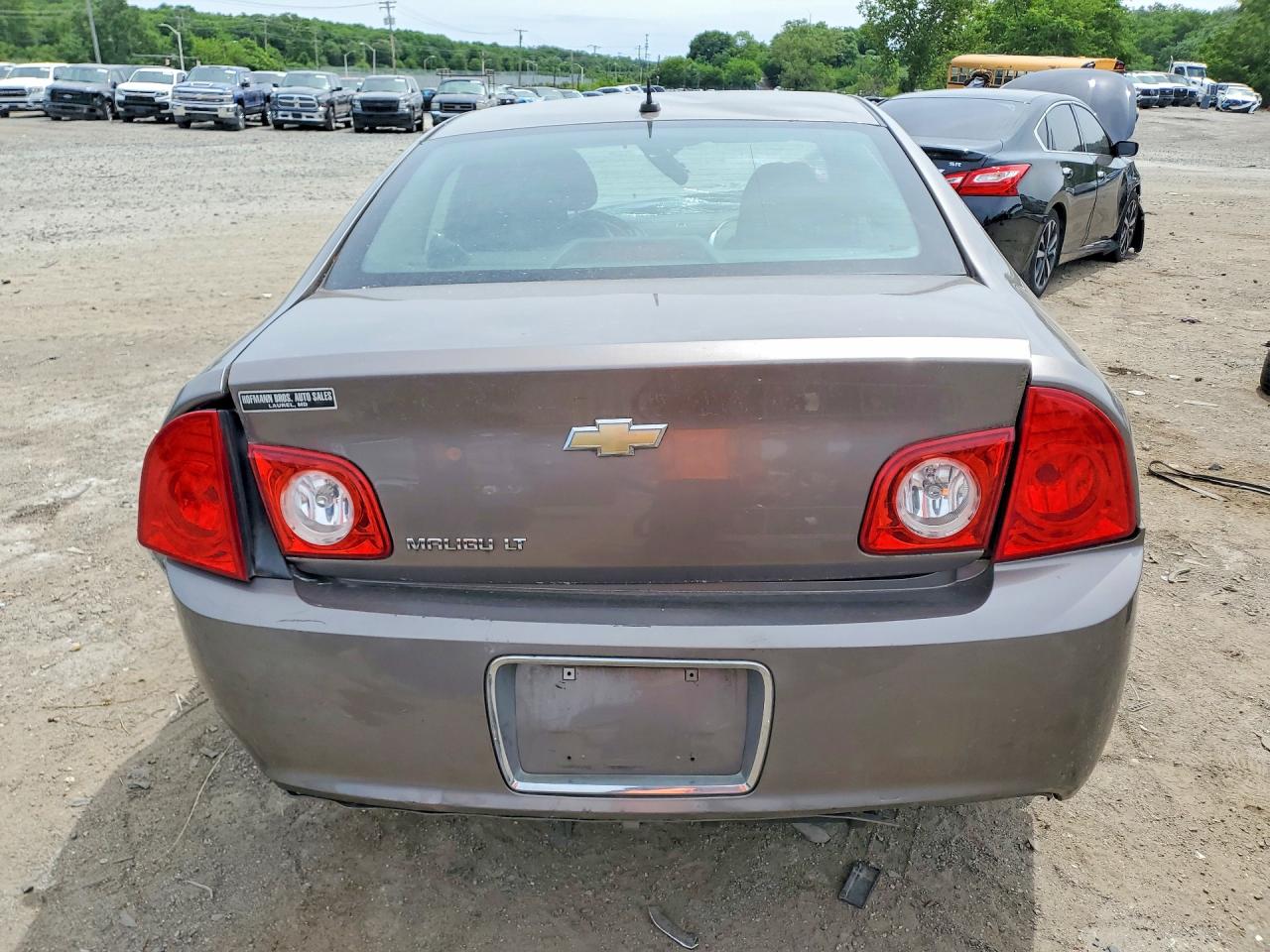 2011 Chevrolet Malibu 1lt Brown vin: 1G1ZC5E11BF255178