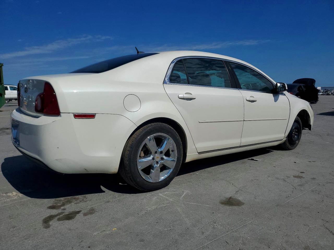 2011 Chevrolet Malibu 1lt White vin: 1G1ZC5E13BF323464