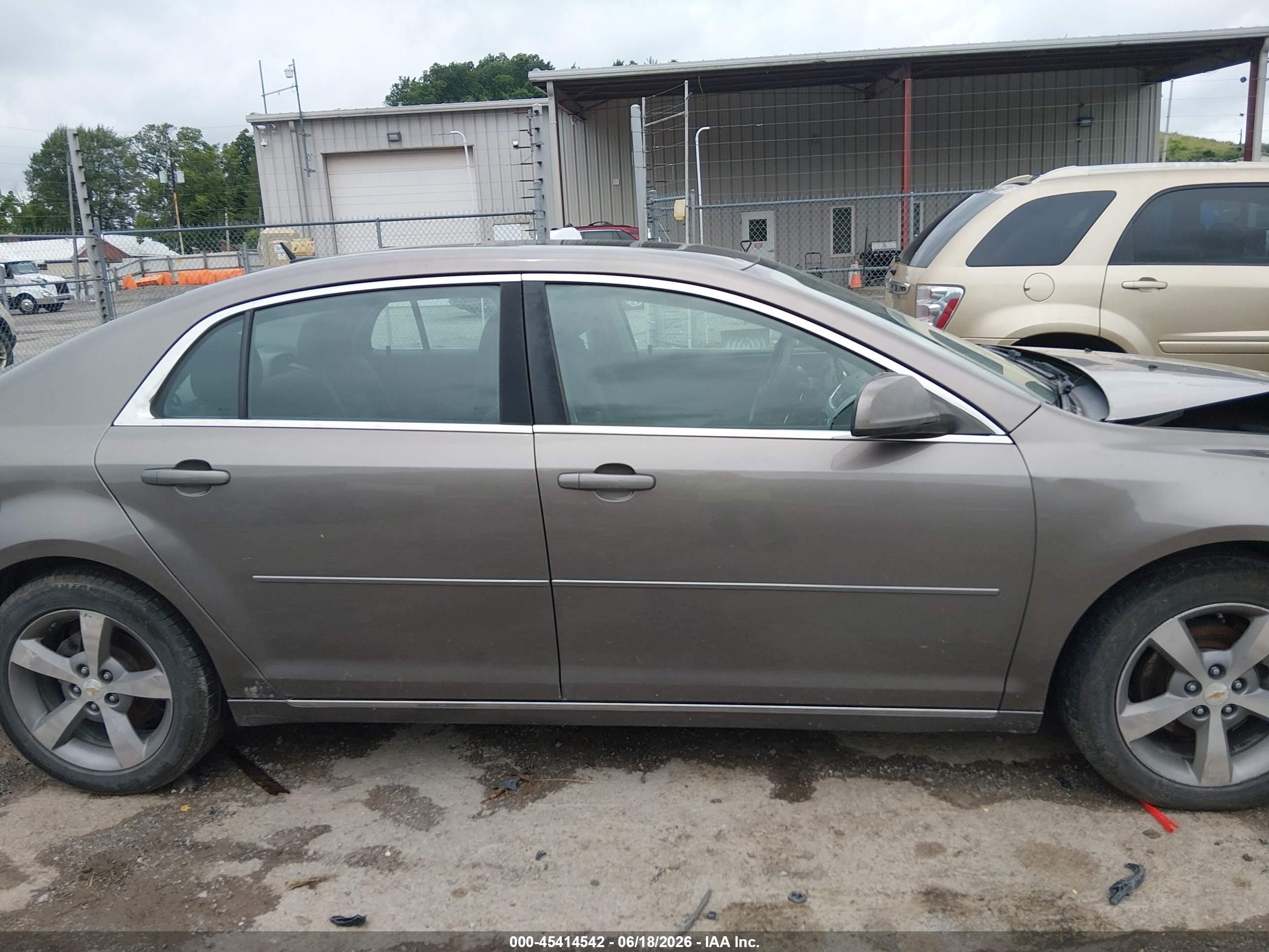 2011 Chevrolet Malibu 1lt Brown vin: 1G1ZC5E13BF377394