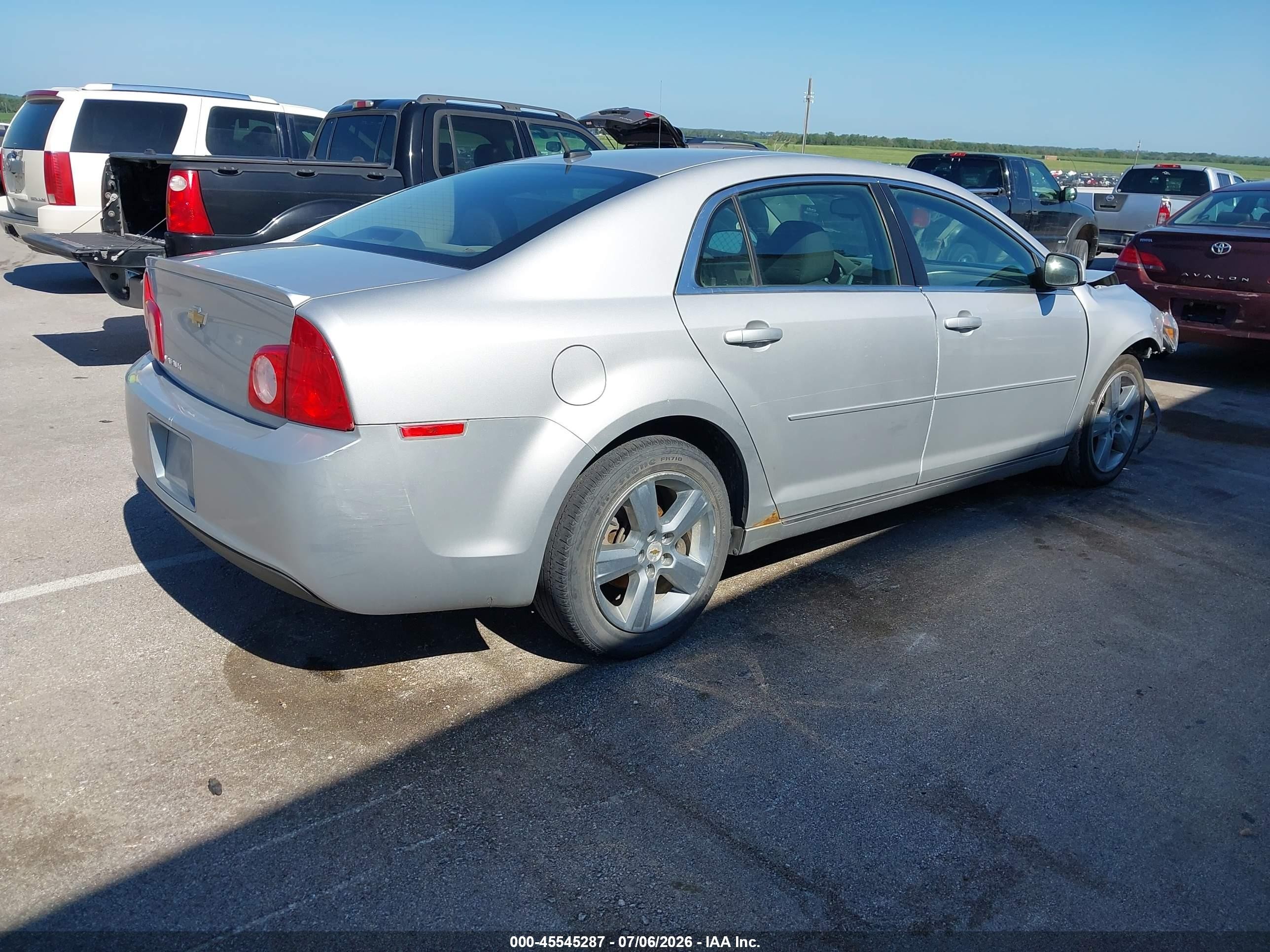 2011 Chevrolet Malibu 1lt Silver vin: 1G1ZC5E13BF386547
