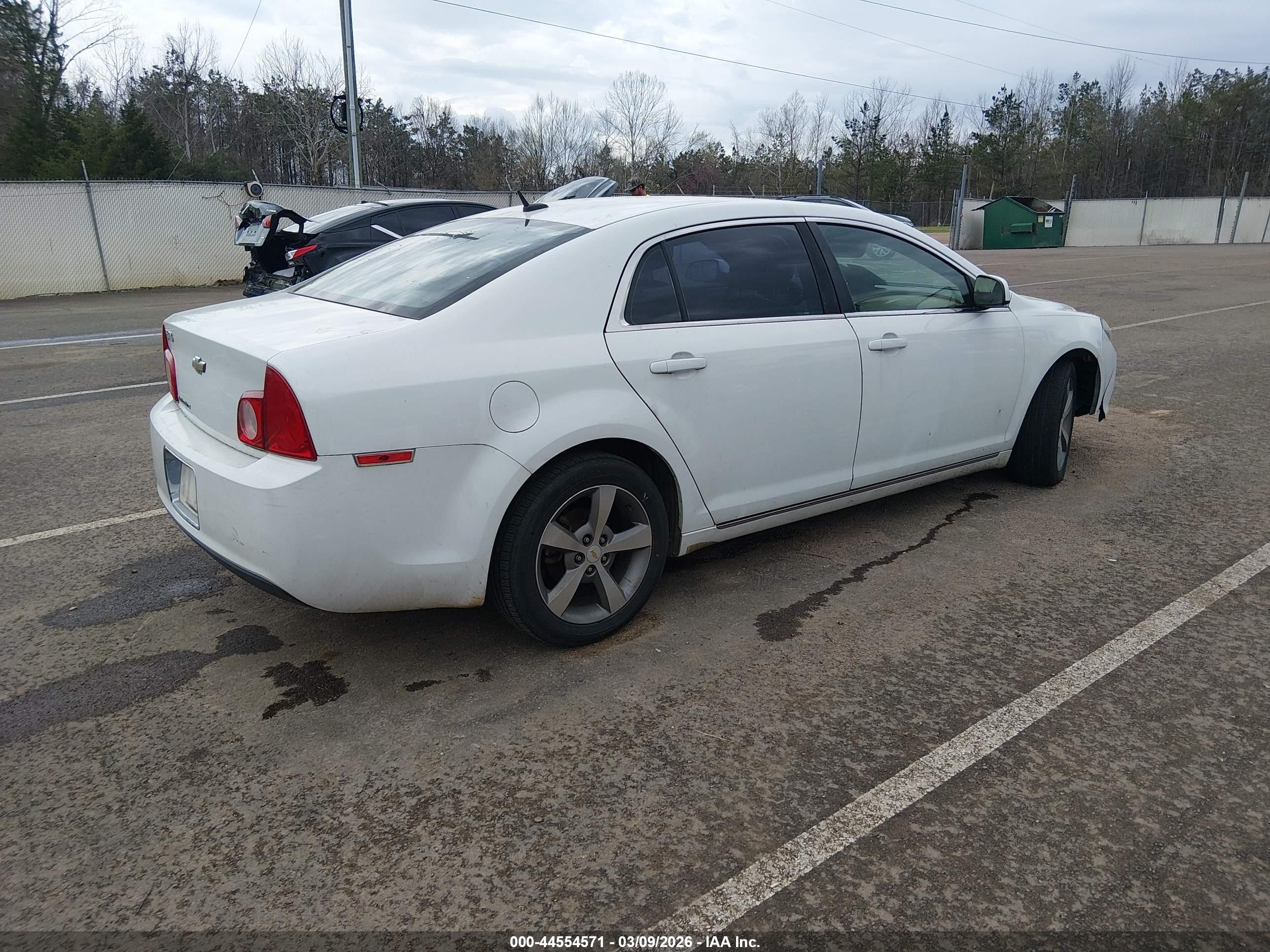 2011 Chevrolet Malibu 1lt White vin: 1G1ZC5E14BF333775