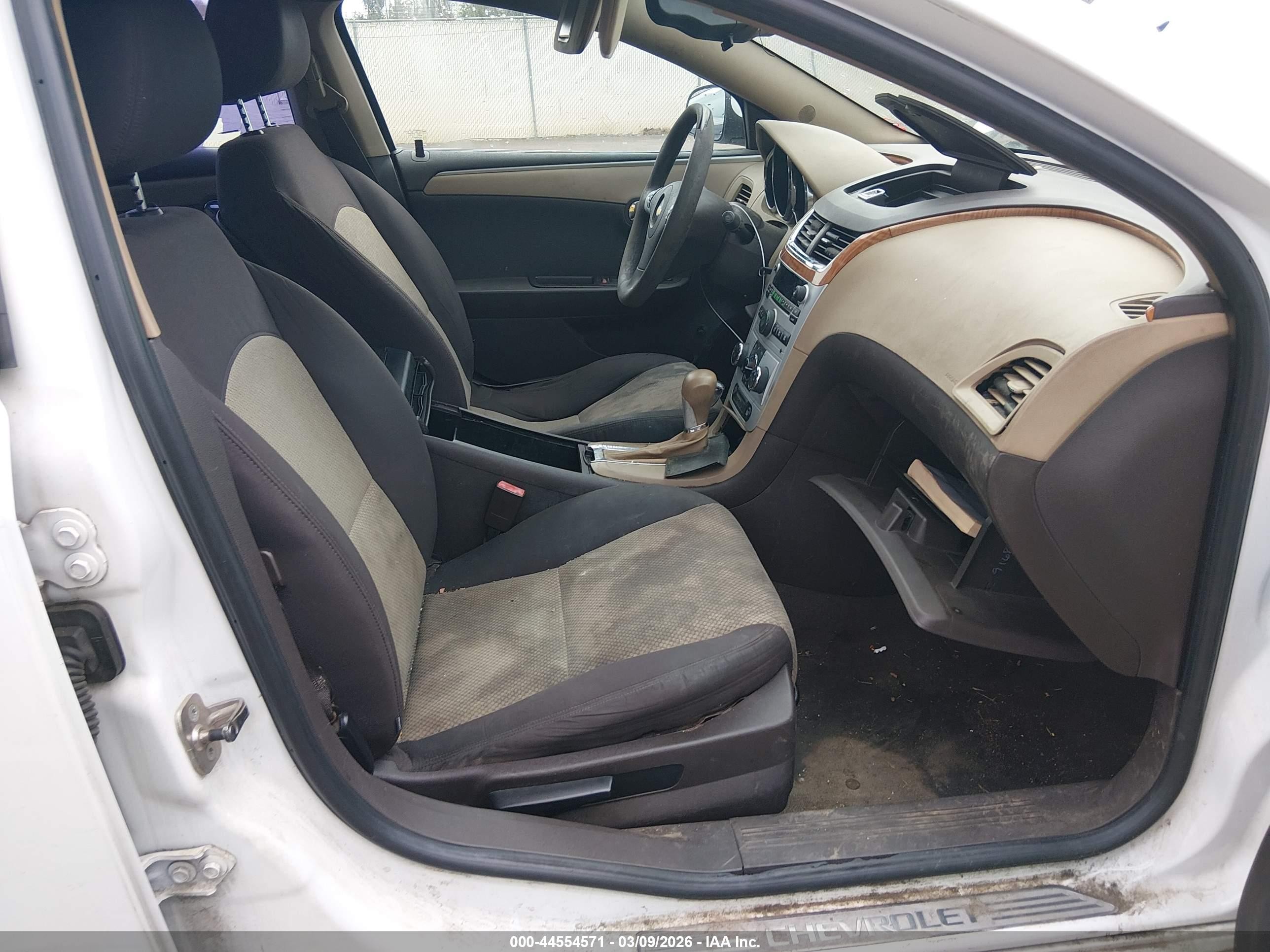 2011 Chevrolet Malibu 1lt White vin: 1G1ZC5E14BF333775