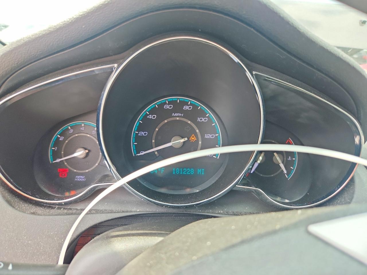 2011 Chevrolet Malibu 1lt Gold vin: 1G1ZC5E15BF115912