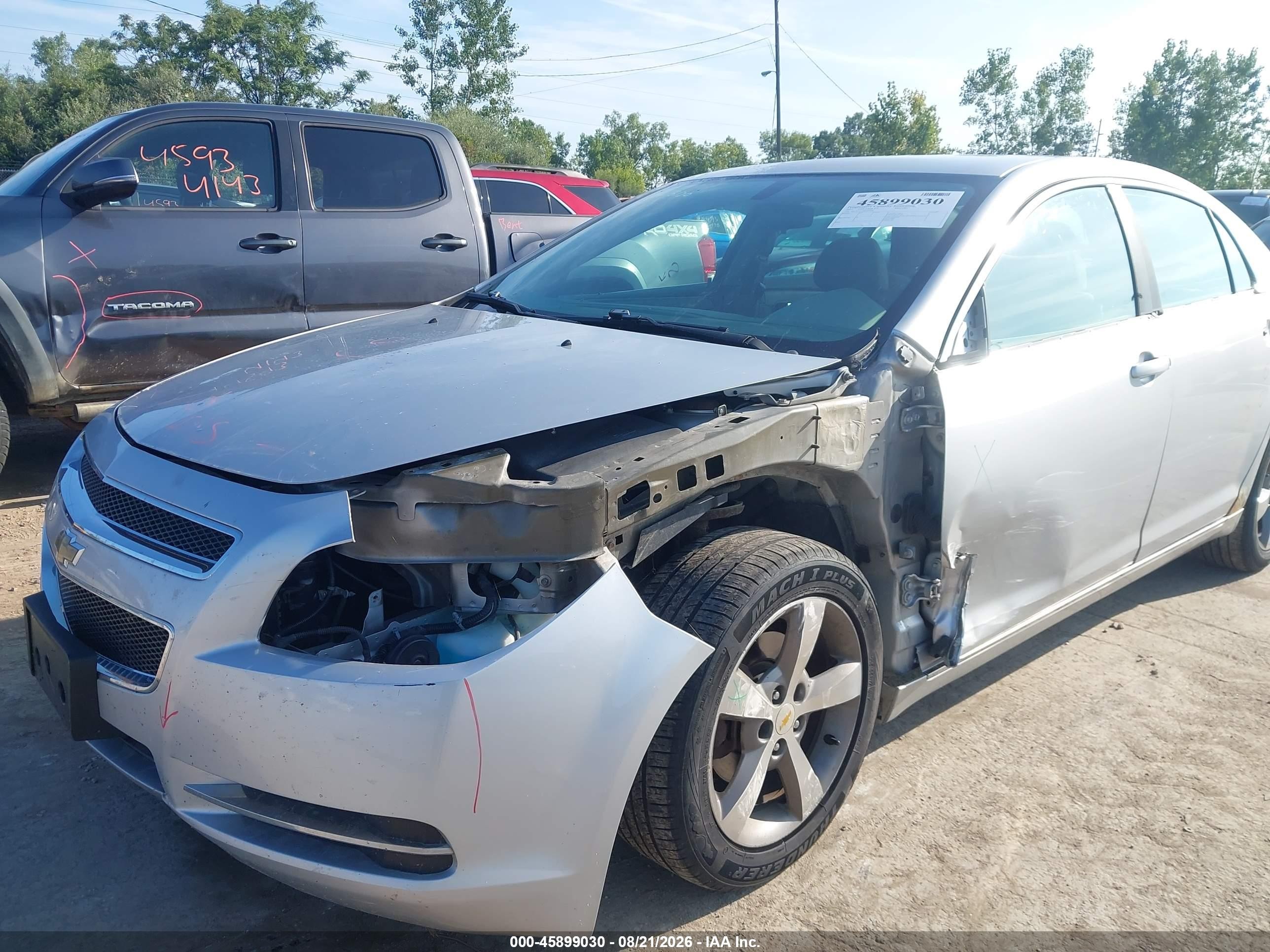2011 Chevrolet Malibu 1lt Серебряный vin: 1G1ZC5E15BF362024