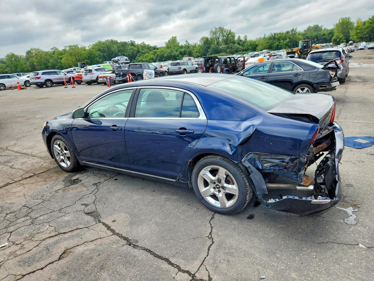 2010 Chevrolet Malibu 1lt Blue vin: 1G1ZC5EB2AF187481