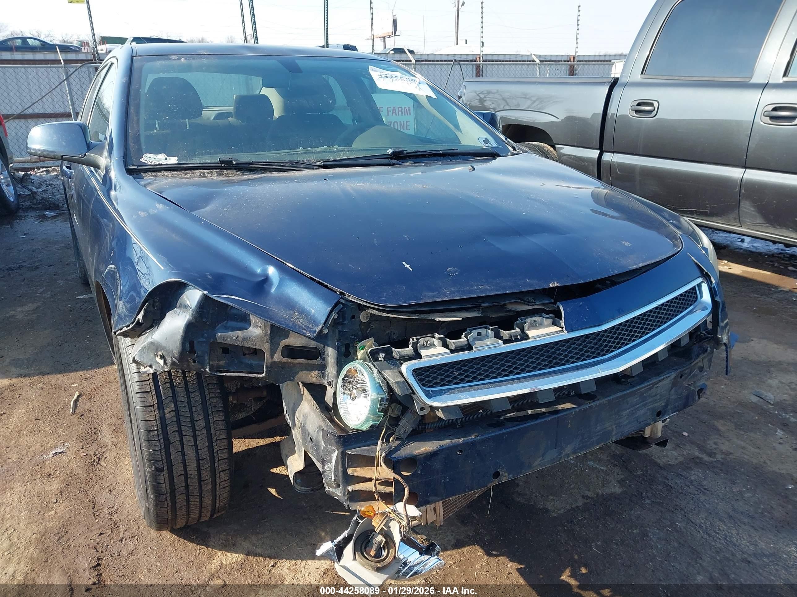 2010 Chevrolet Malibu Lt Blue vin: 1G1ZC5EB3AF263807