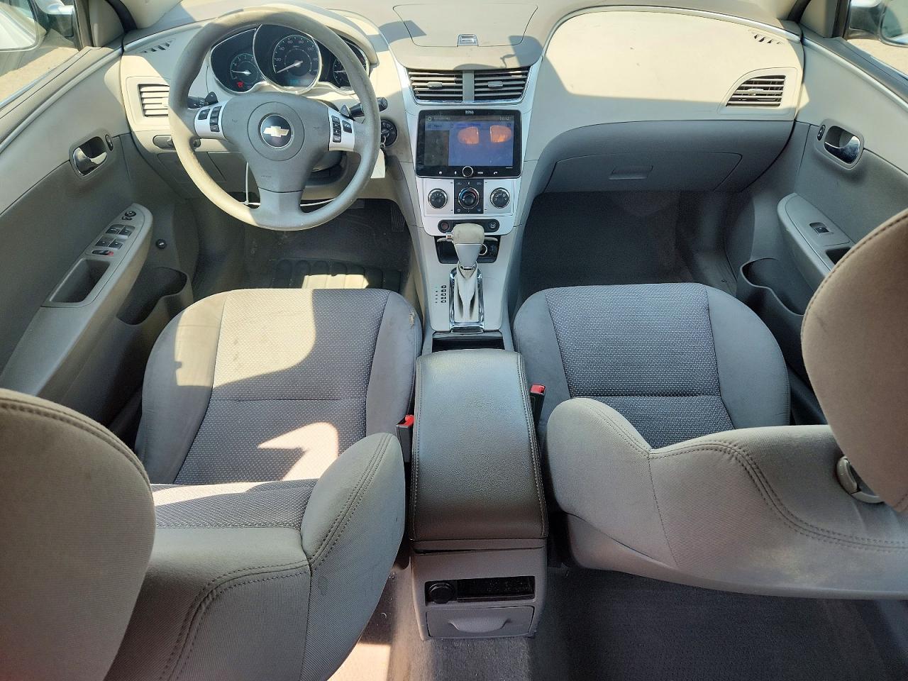 2010 Chevrolet Malibu 1lt Silver vin: 1G1ZC5EB4AF252542