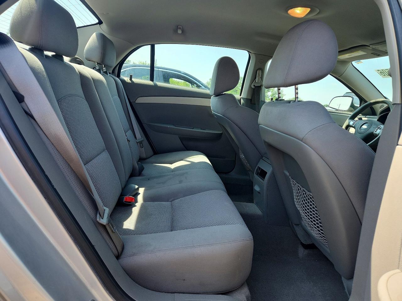 2010 Chevrolet Malibu 1lt Silver vin: 1G1ZC5EB4AF252542