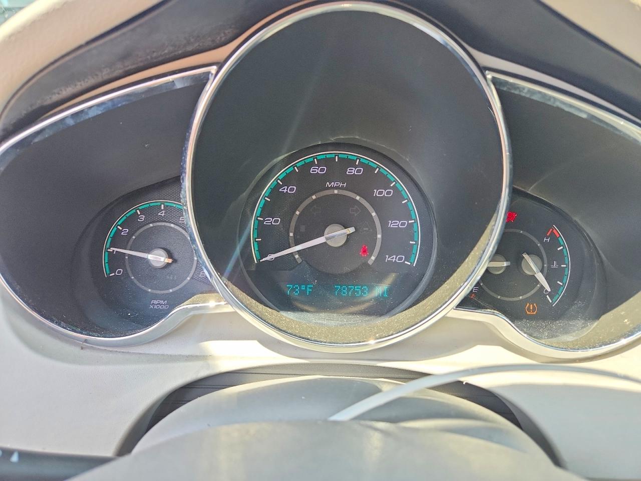 2010 Chevrolet Malibu 1lt Silver vin: 1G1ZC5EB4AF252542