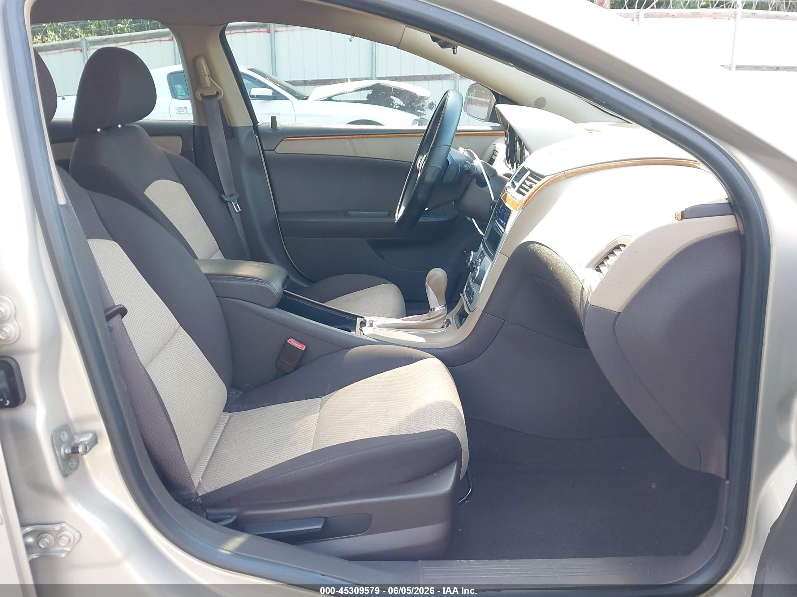 2010 Chevrolet Malibu Lt Tan vin: 1G1ZC5EB7AF144822