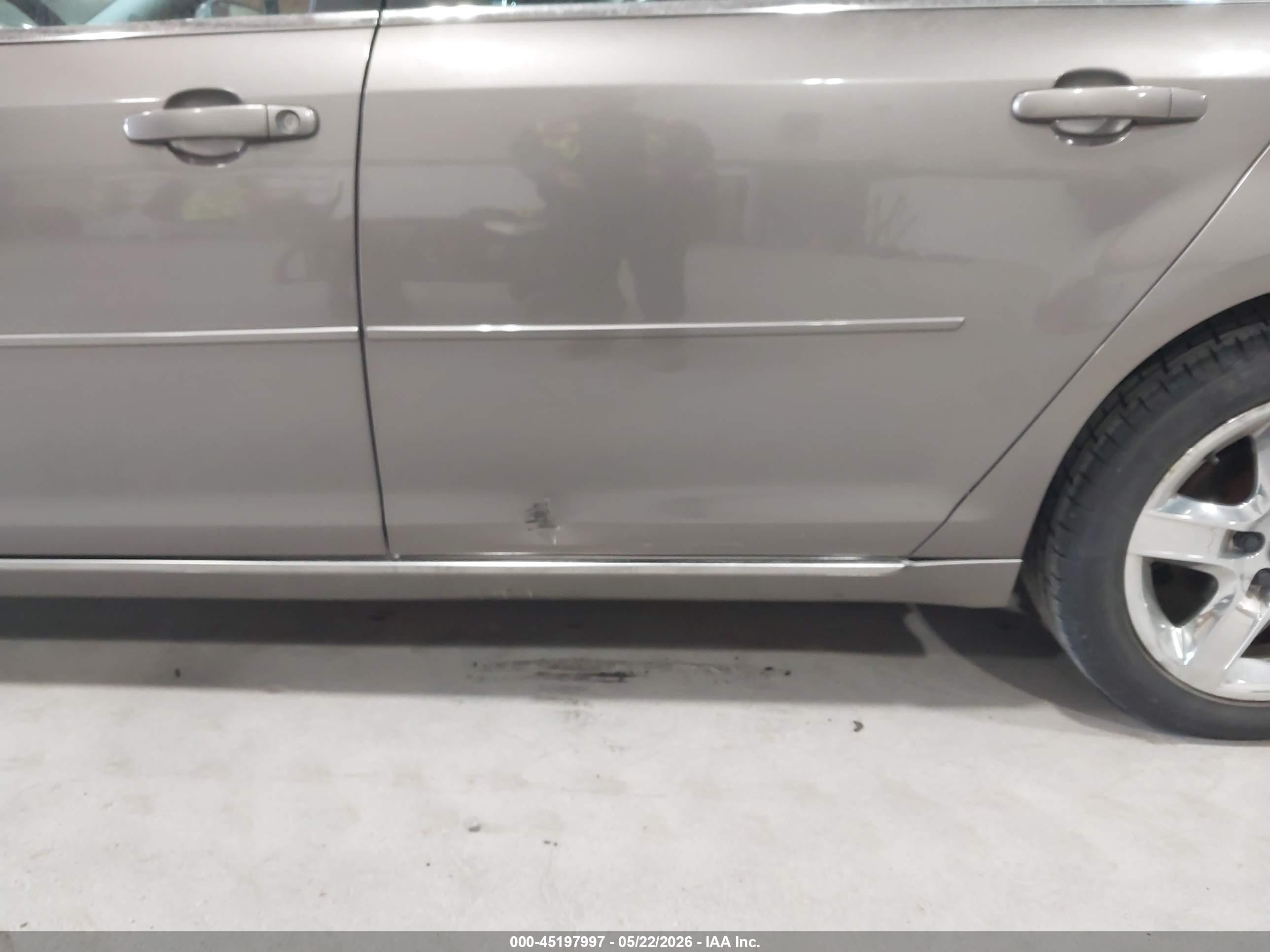 2010 Chevrolet Malibu Lt Gray vin: 1G1ZC5EB7AF270128